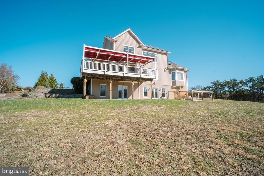 186 ISAAC DRIVE