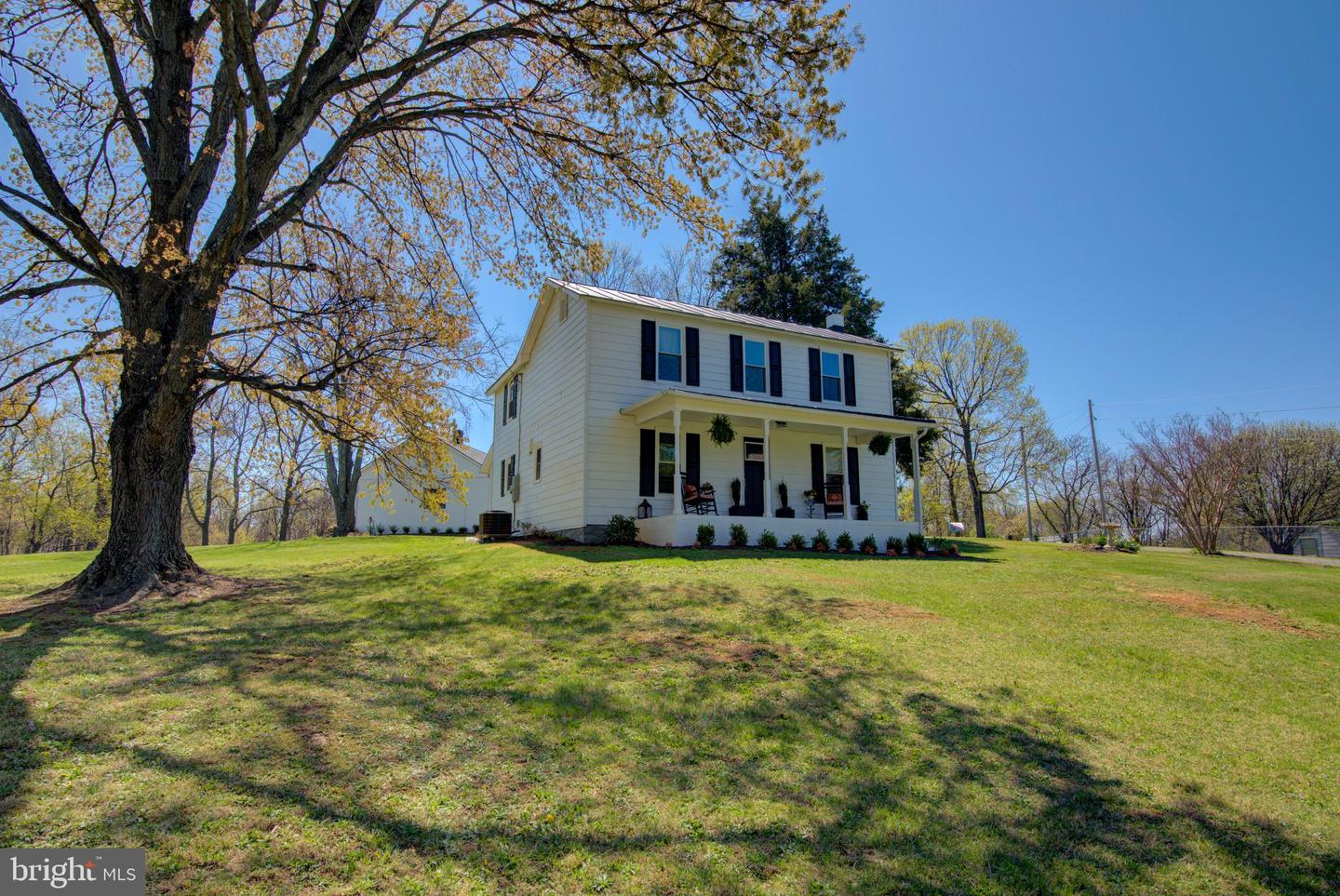 4661 Middle Rd