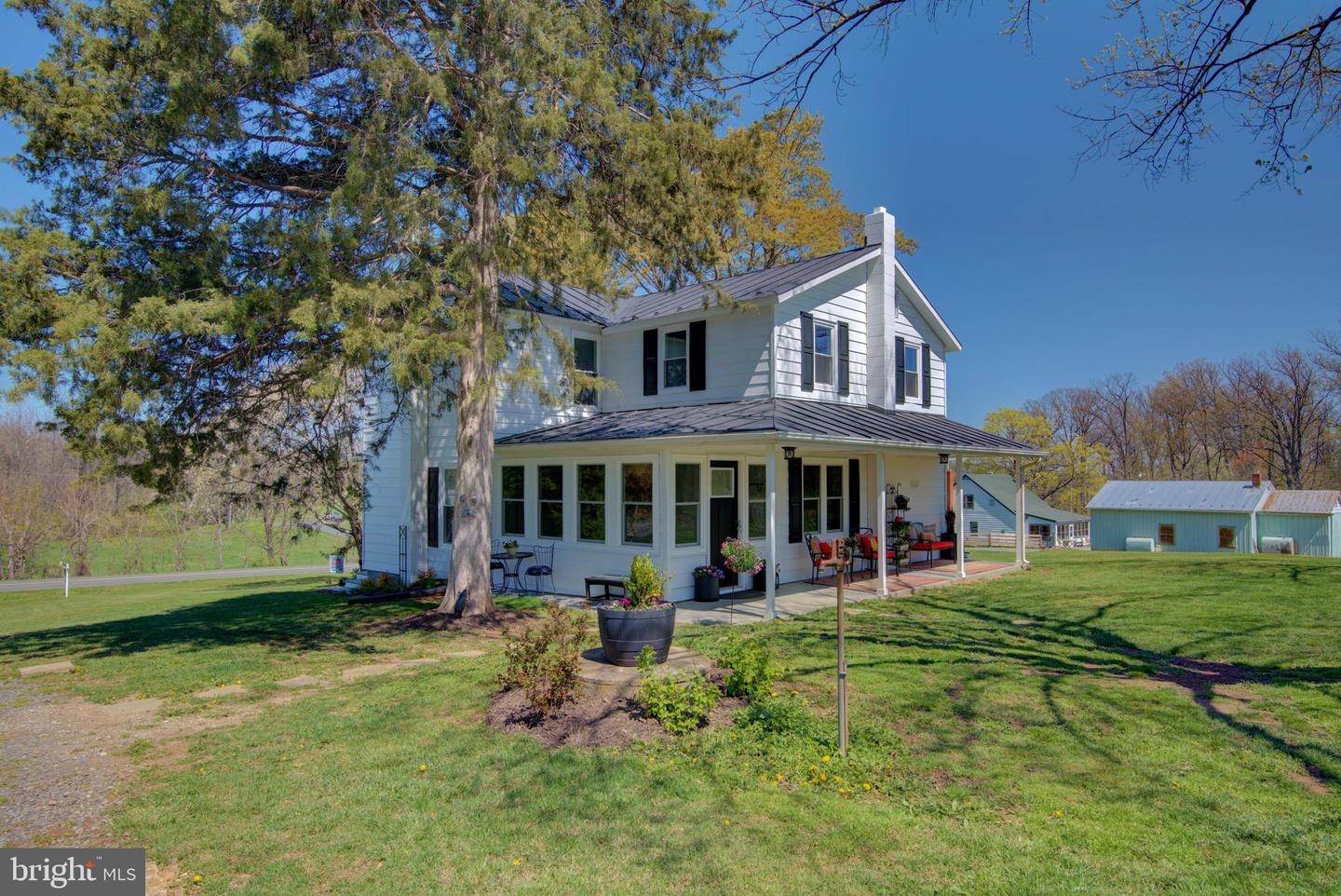 4661 Middle Rd
