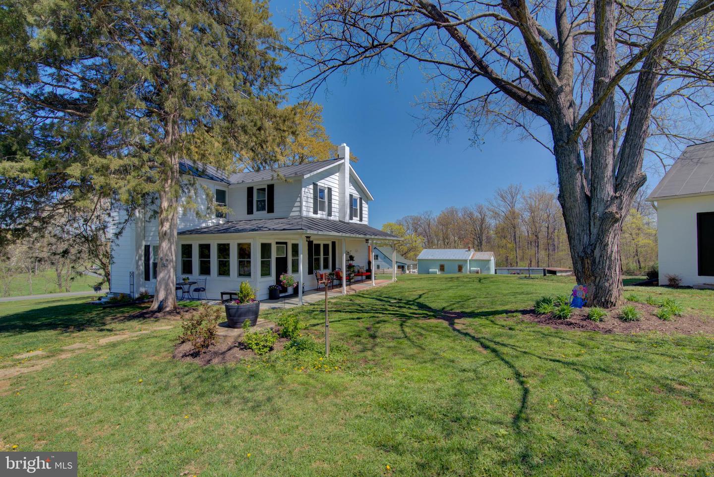 4661 Middle Rd