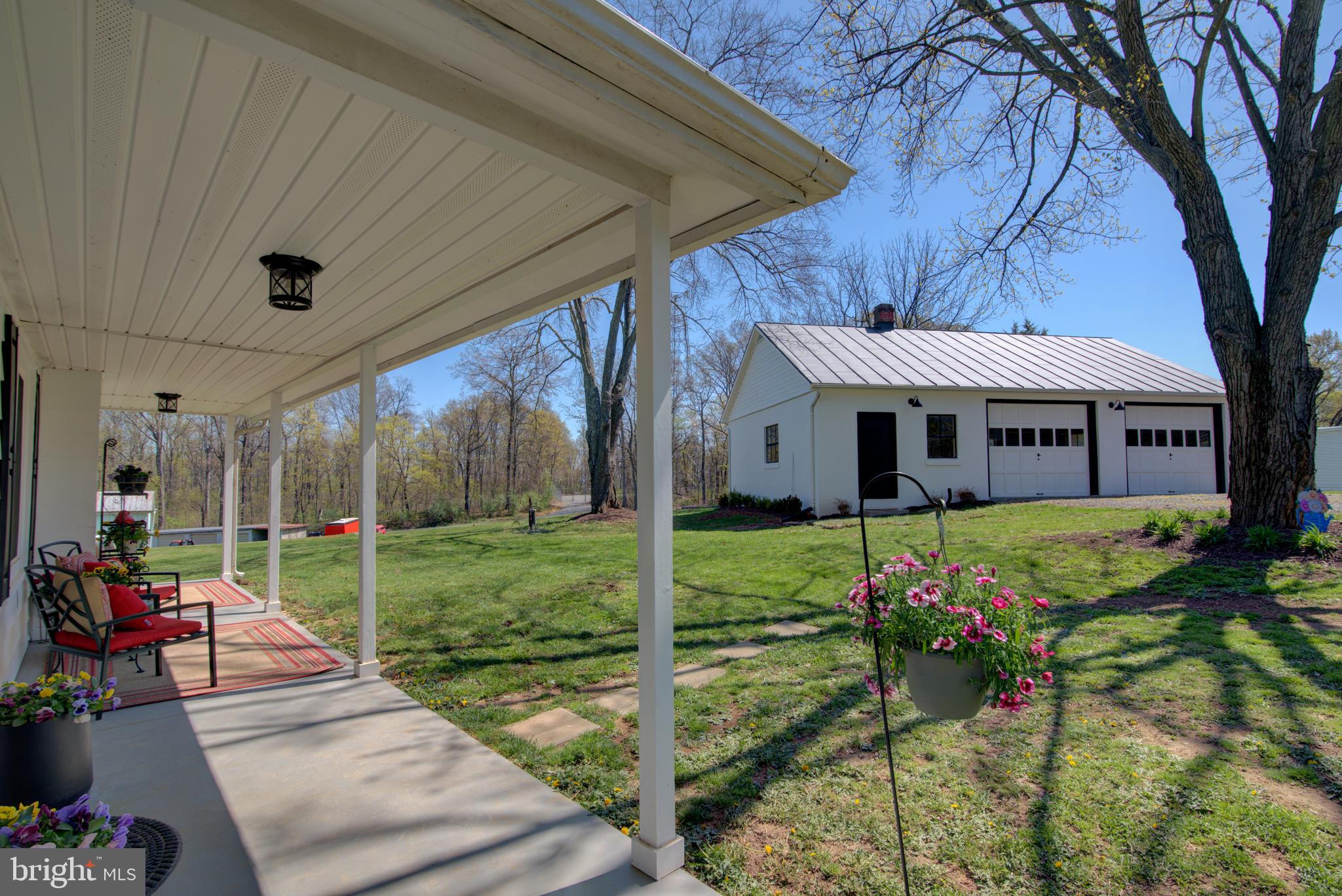 4661 Middle Rd