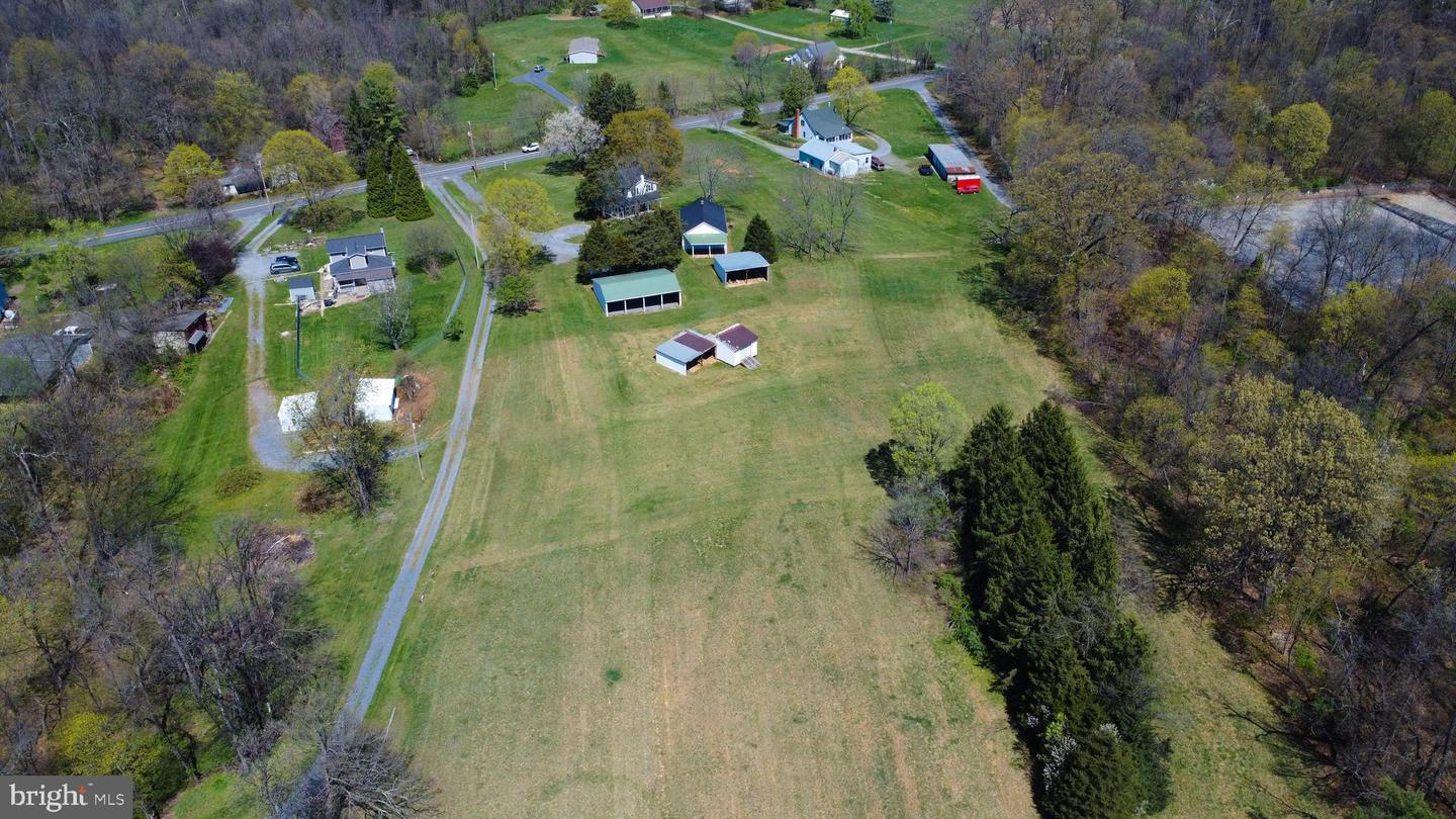 4661 Middle Rd