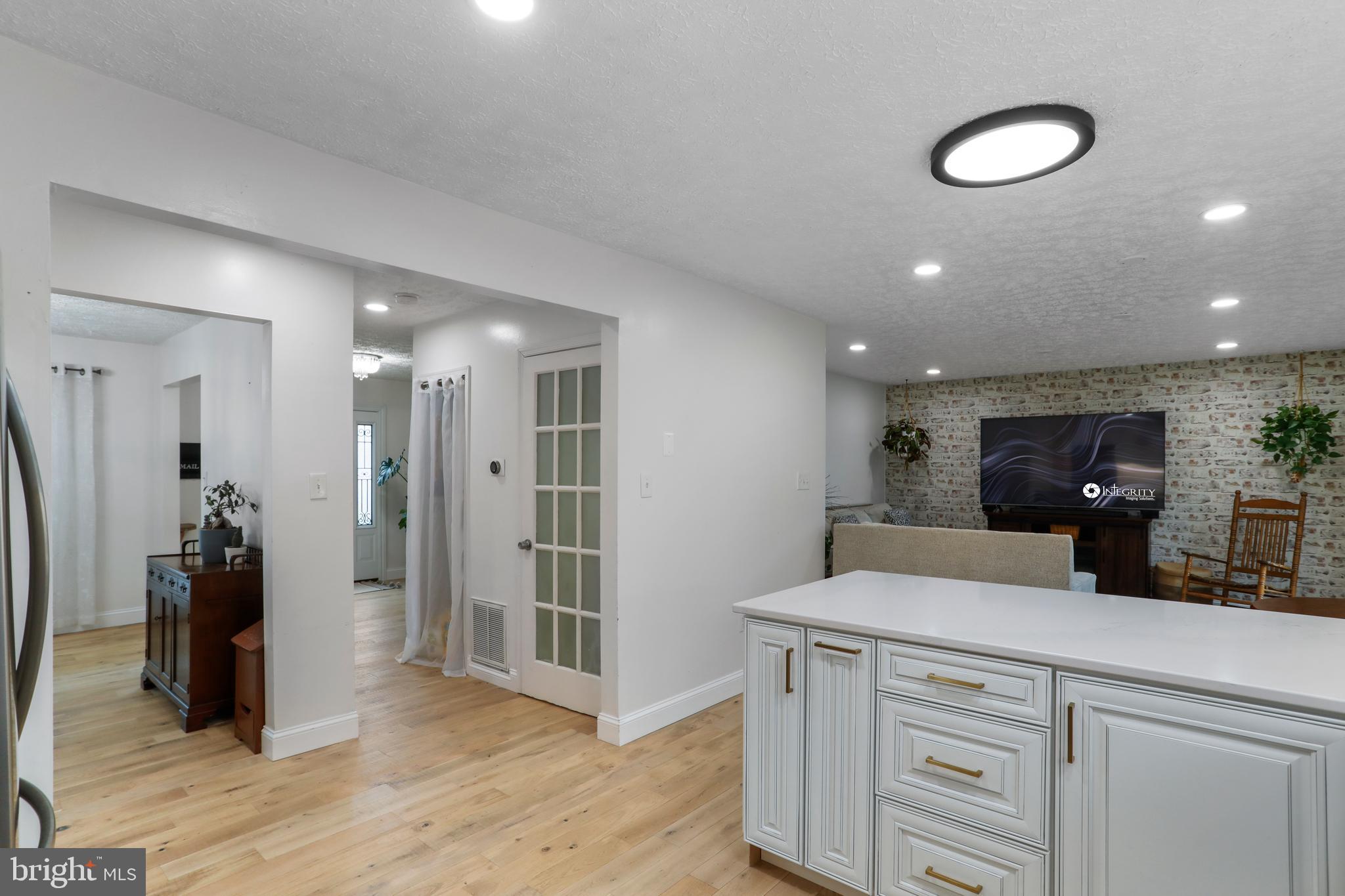 106 Kapok Cir