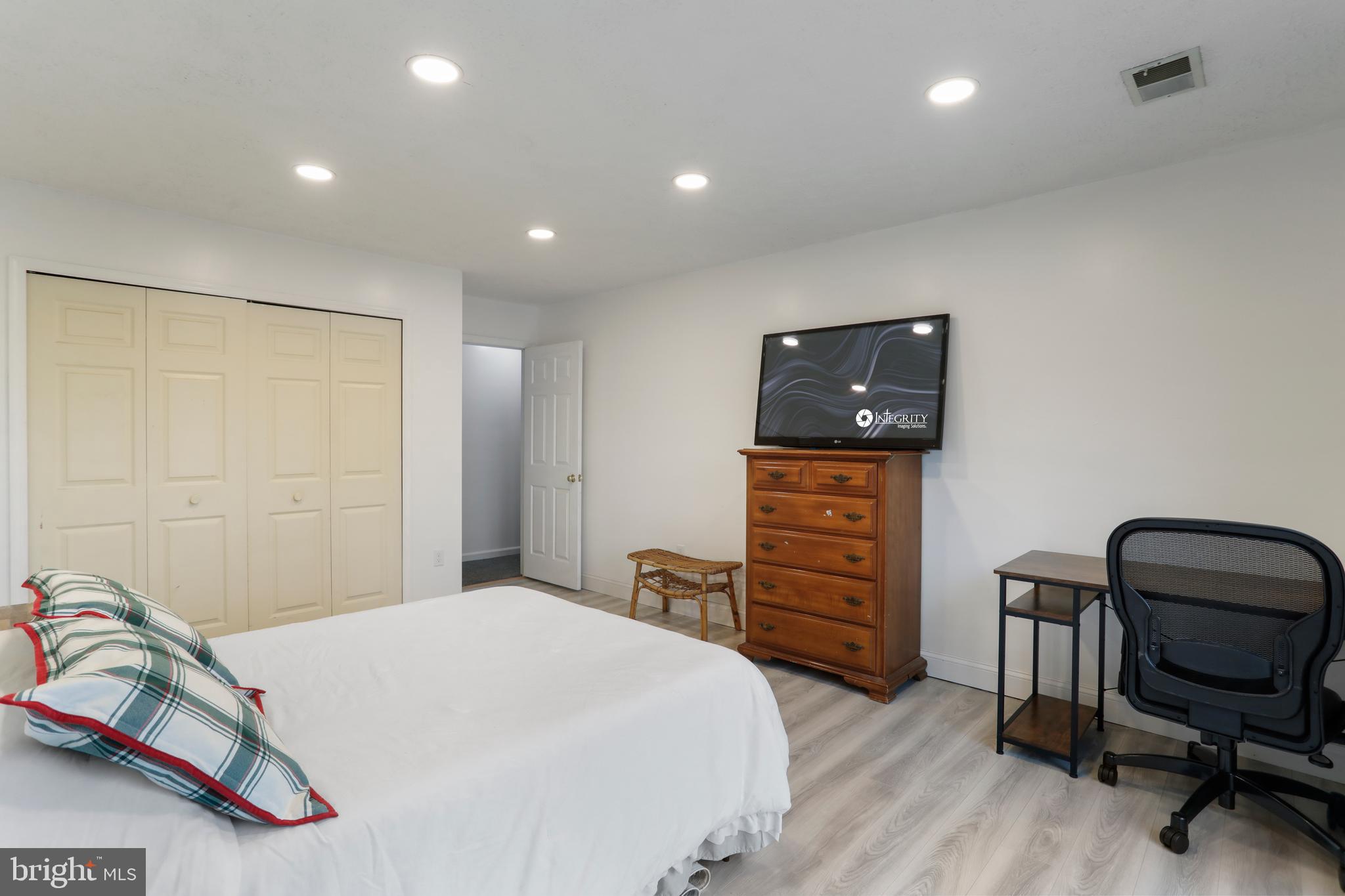 106 Kapok Cir