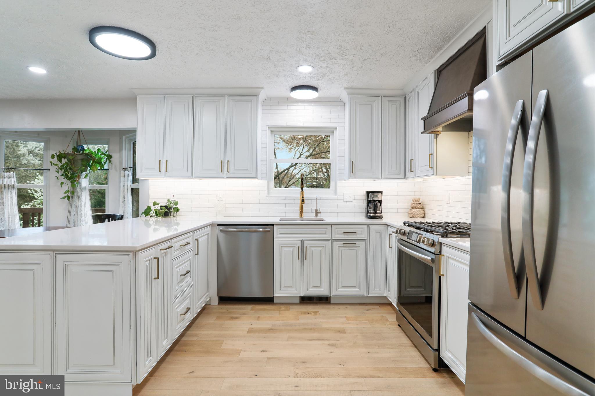 106 Kapok Cir