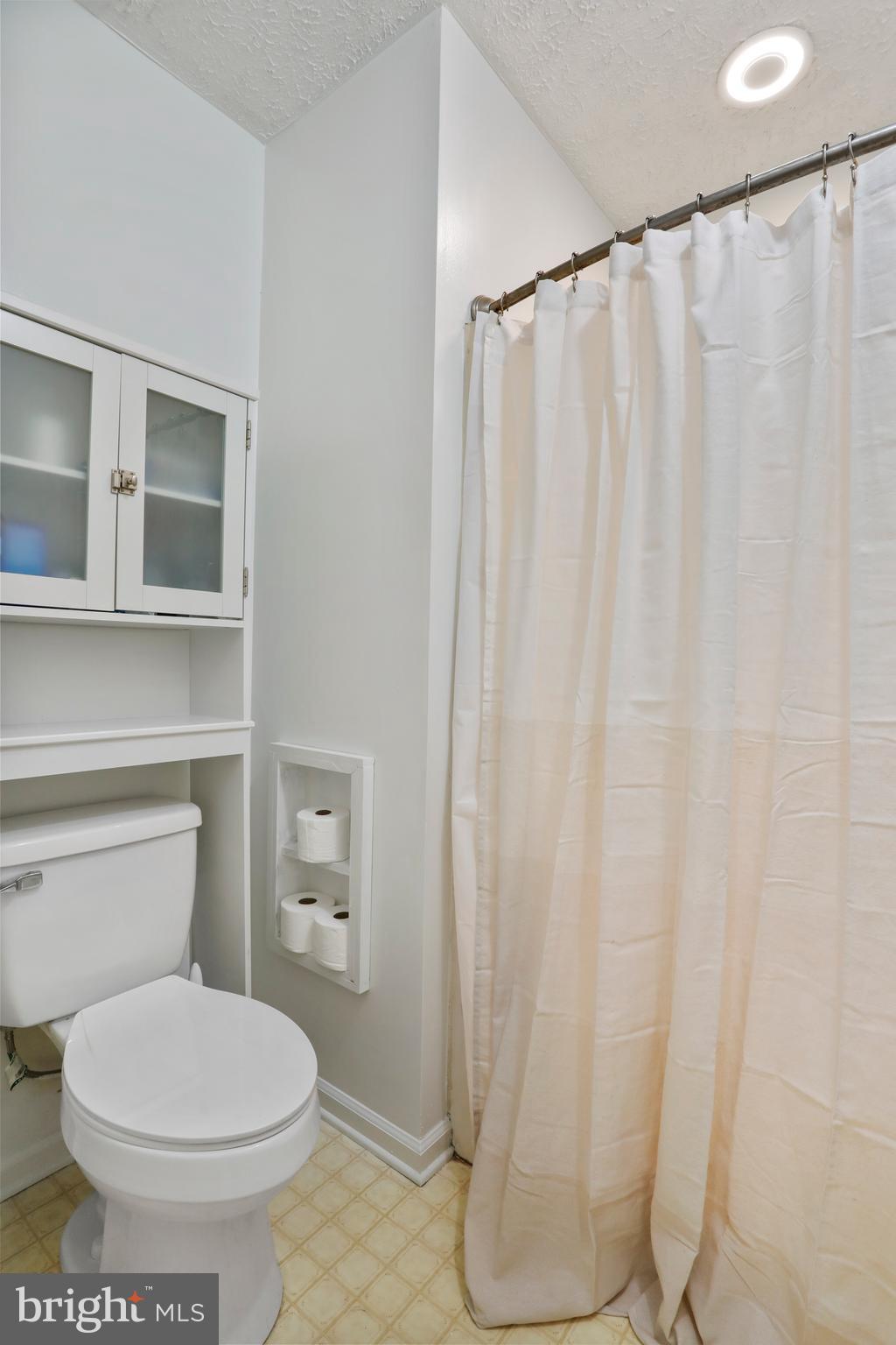 106 Kapok Cir