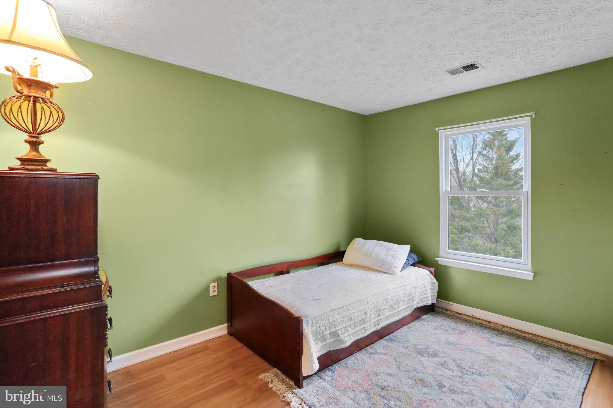 106 Kapok Cir