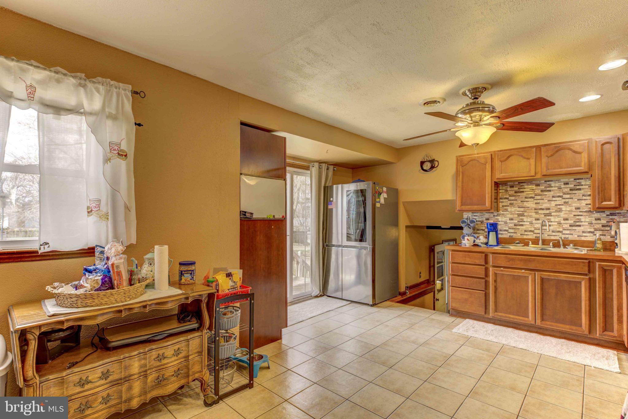 128 Country Club Cir