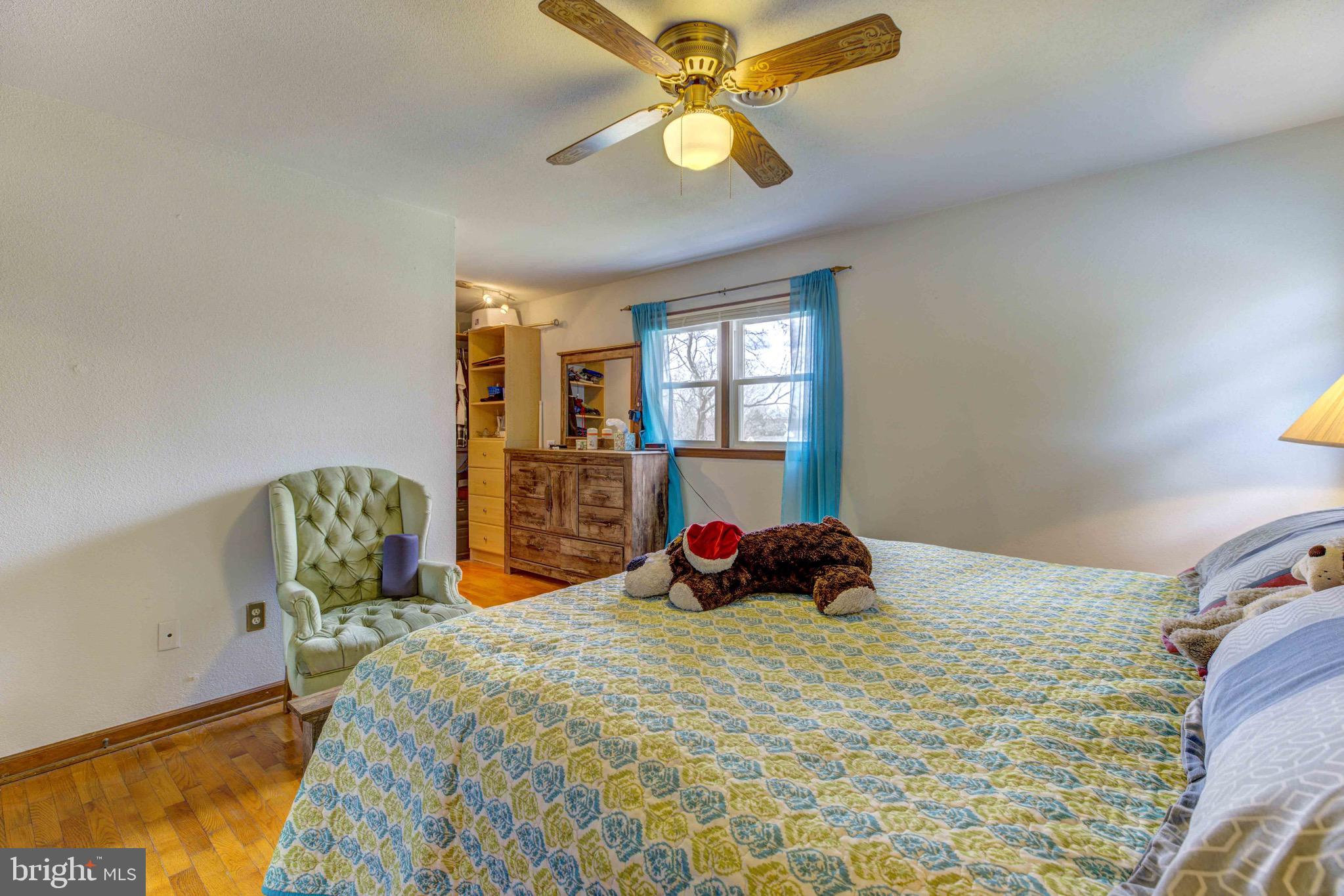 128 Country Club Cir