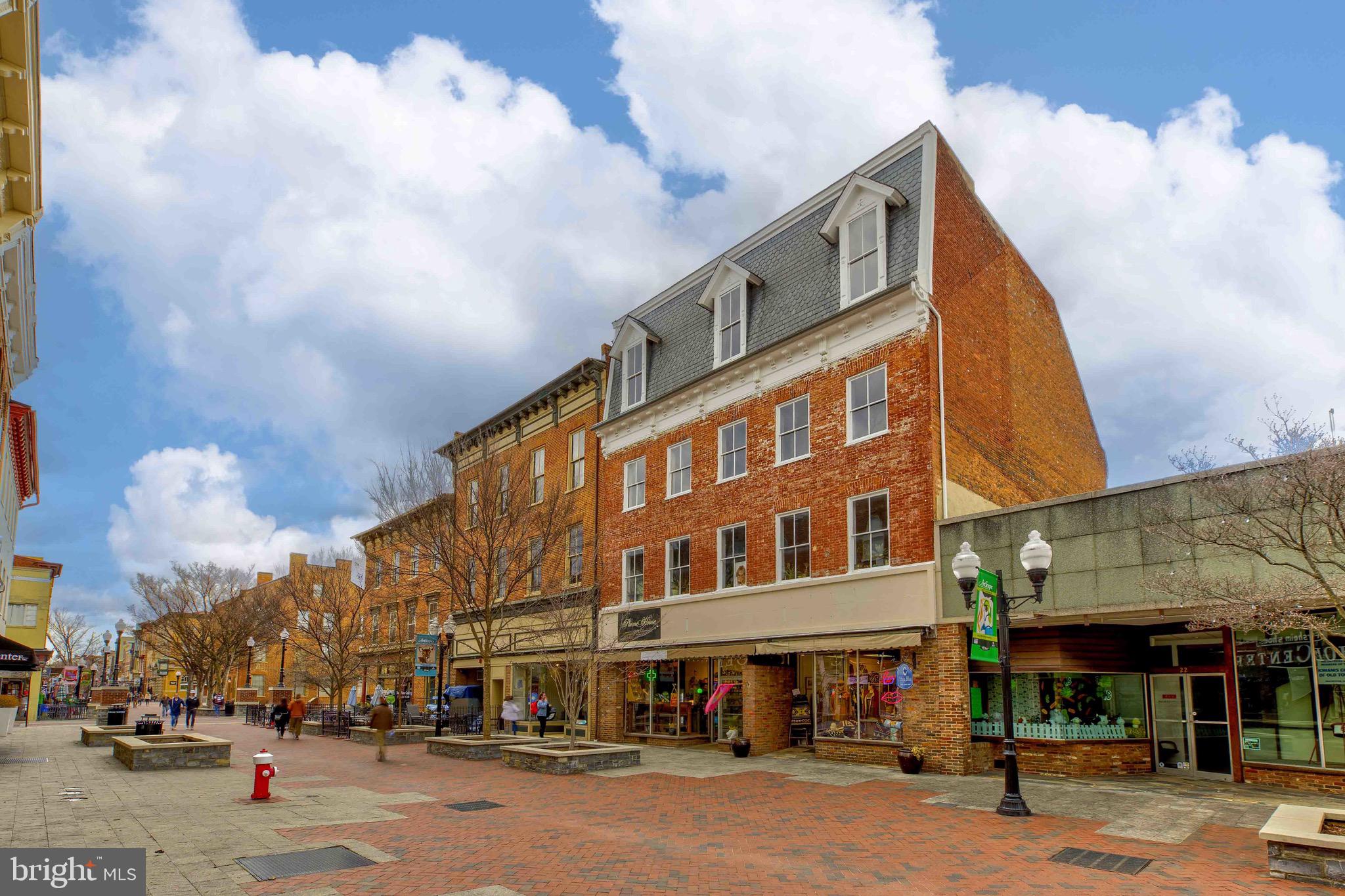 128 Country Club Cir