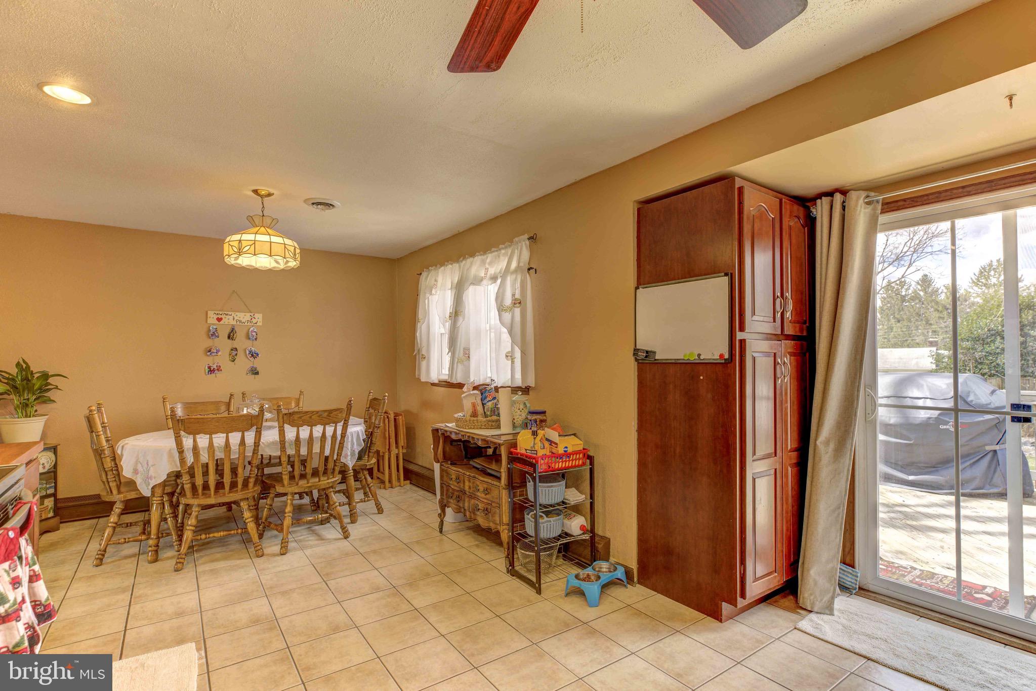 128 Country Club Cir