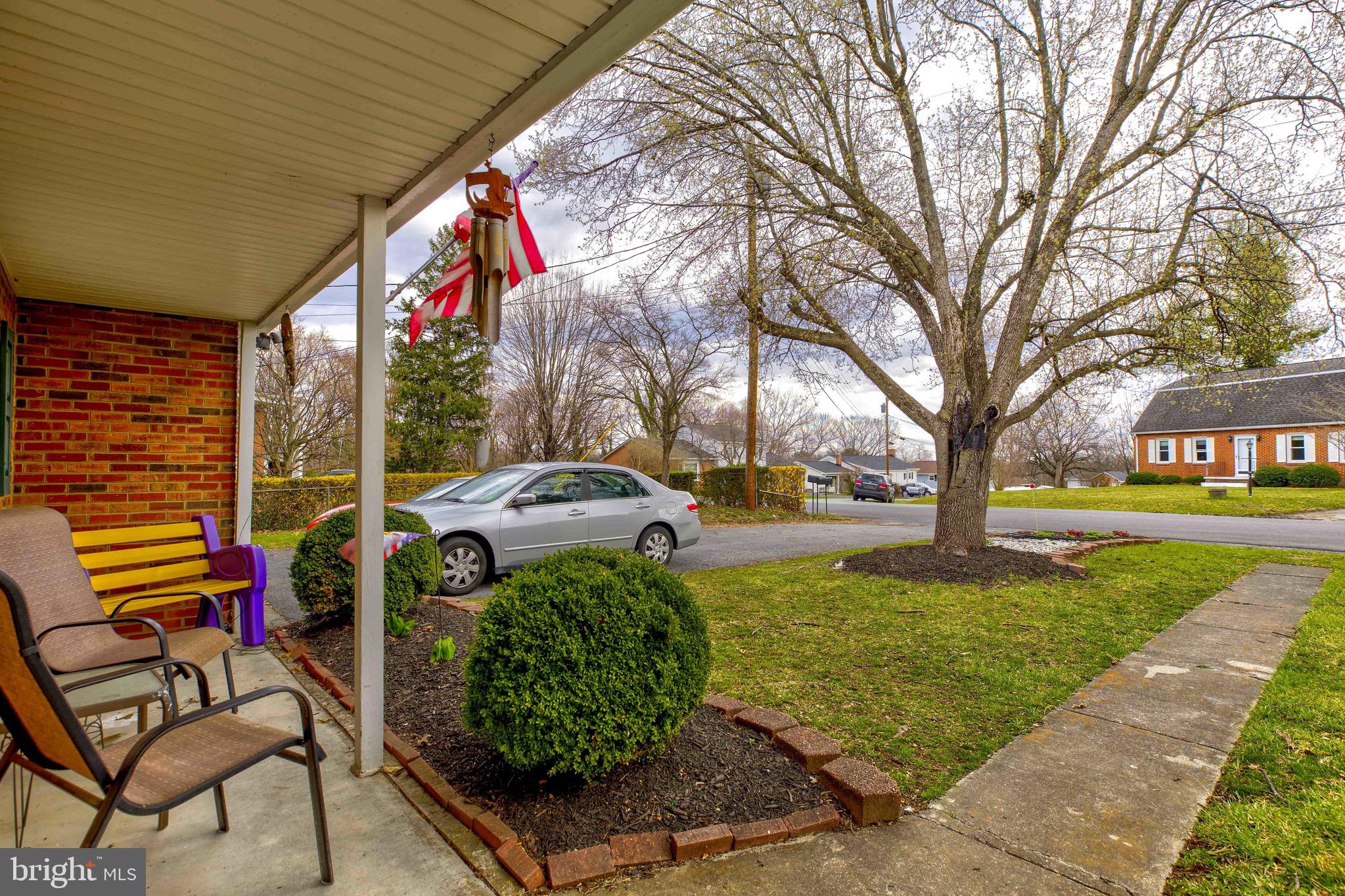 128 Country Club Cir