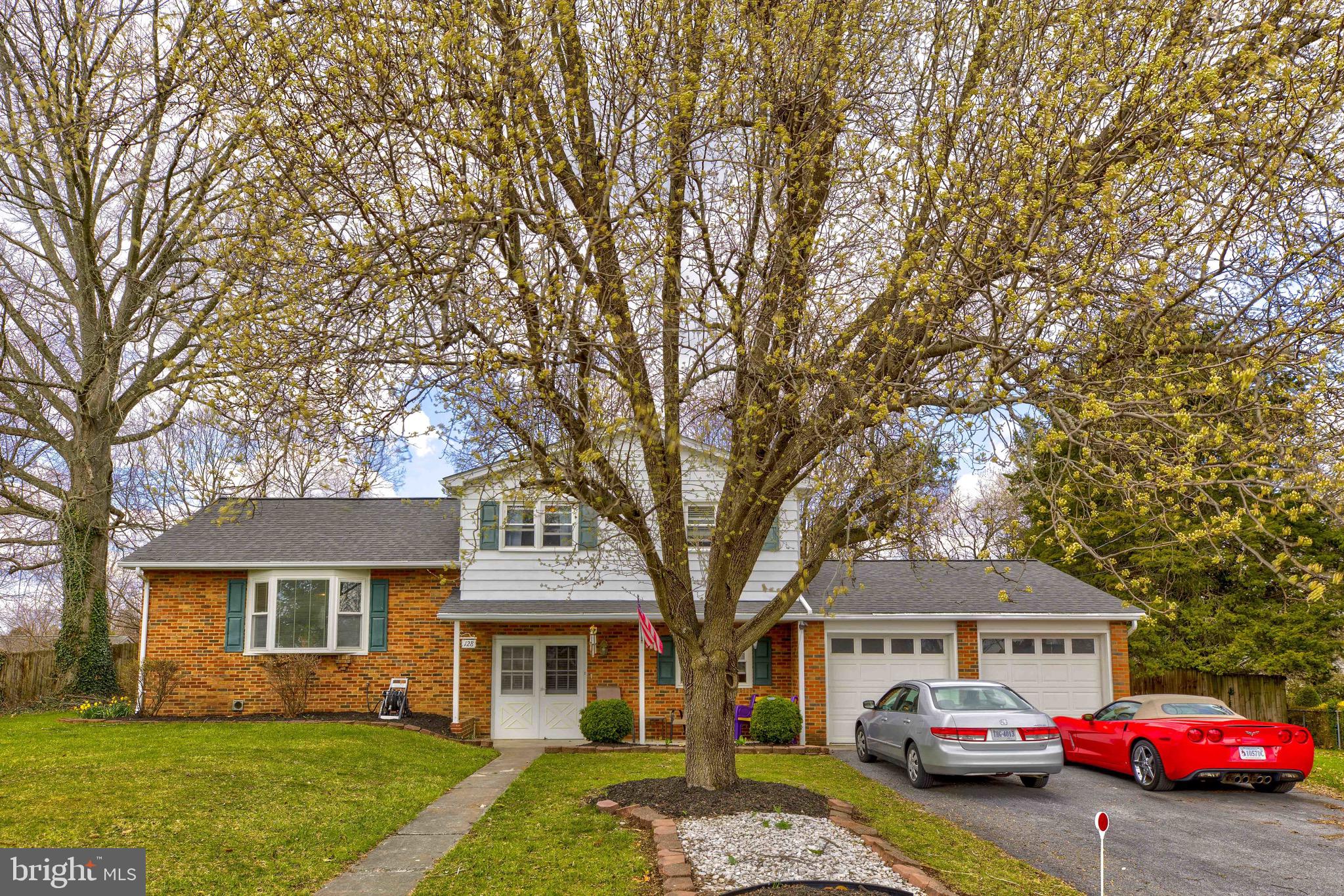 128 Country Club Cir