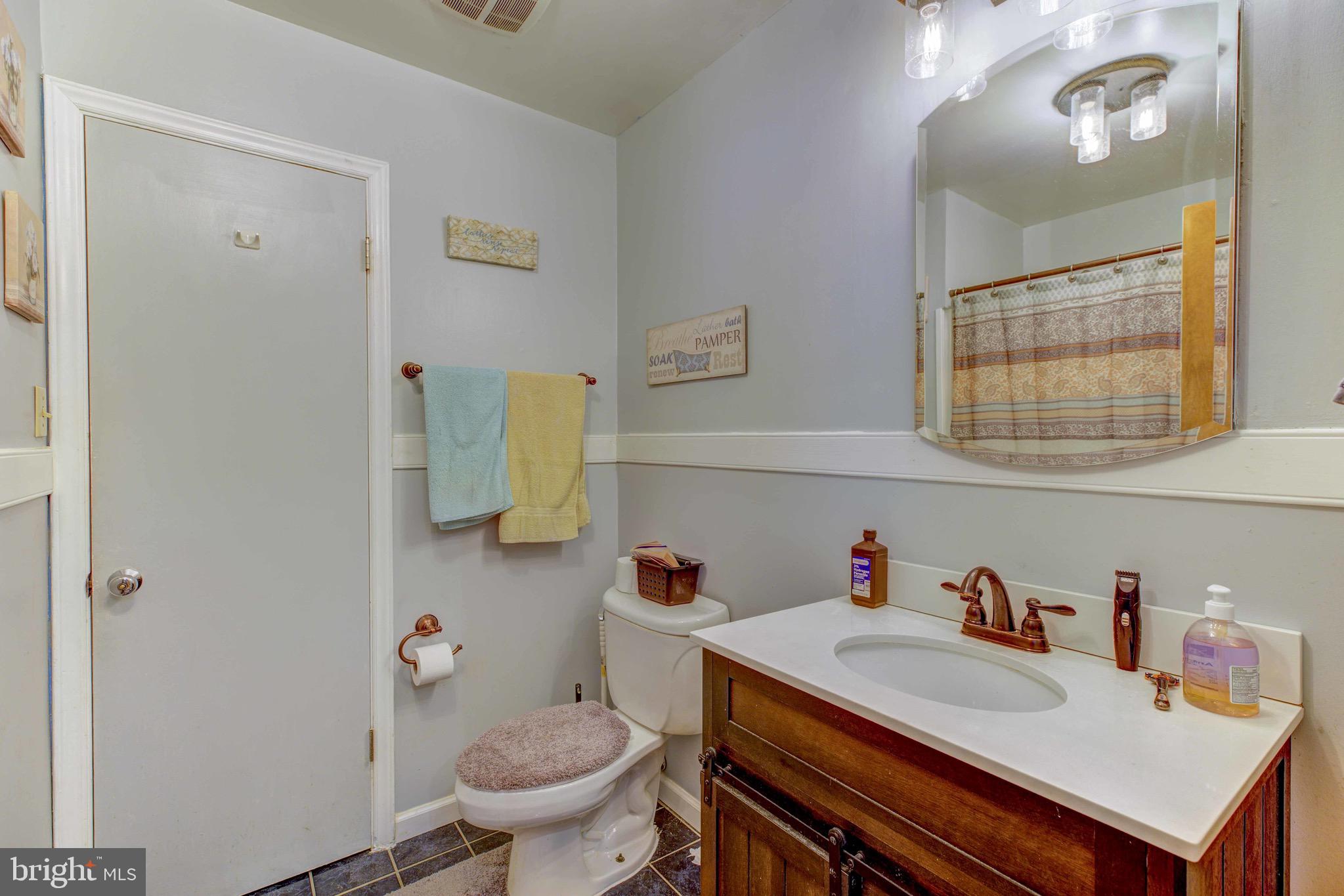 128 Country Club Cir