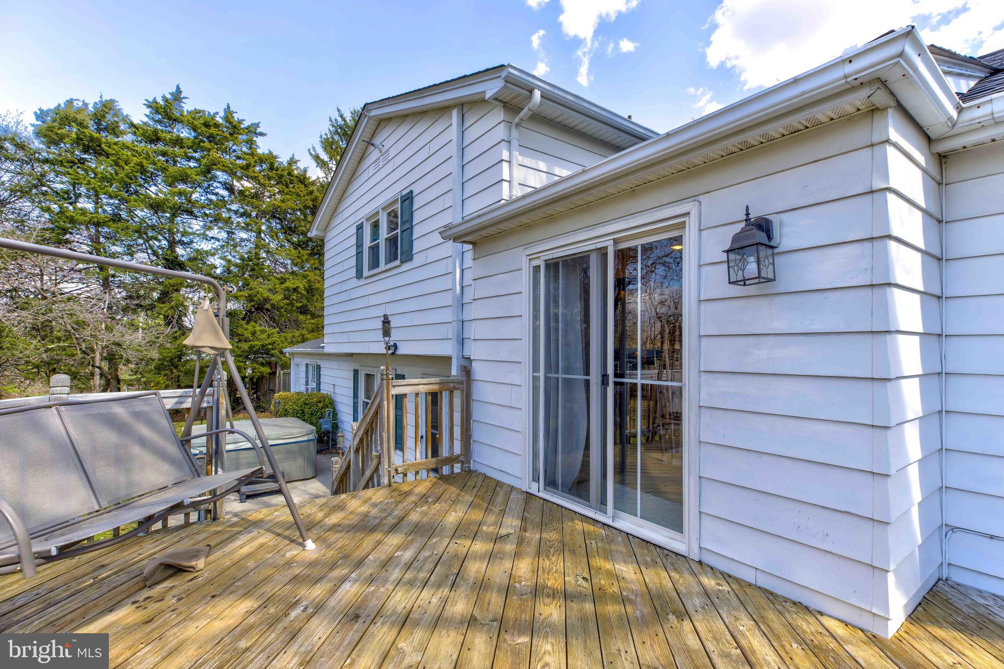 128 Country Club Cir