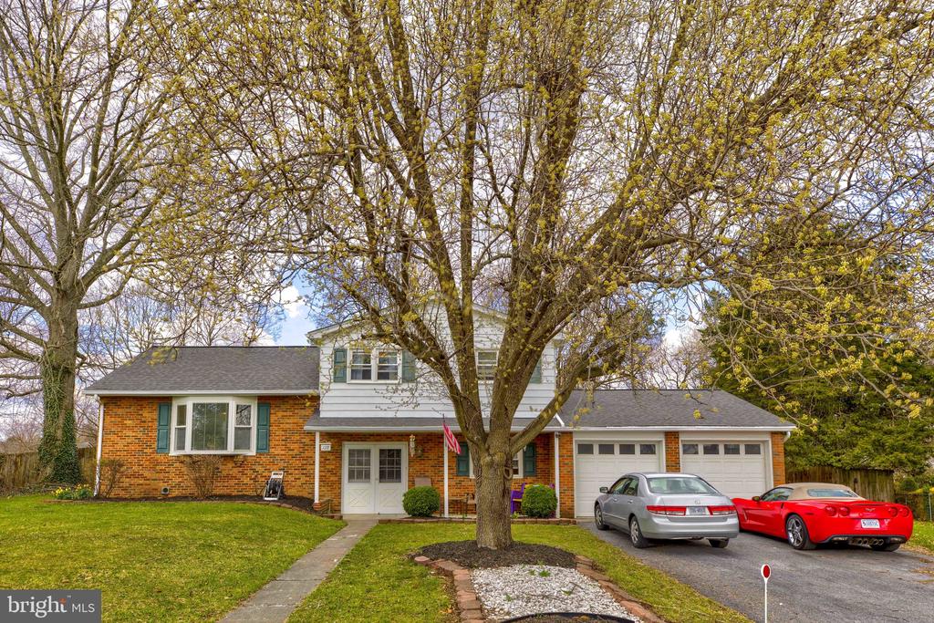 128 Country Club Cir