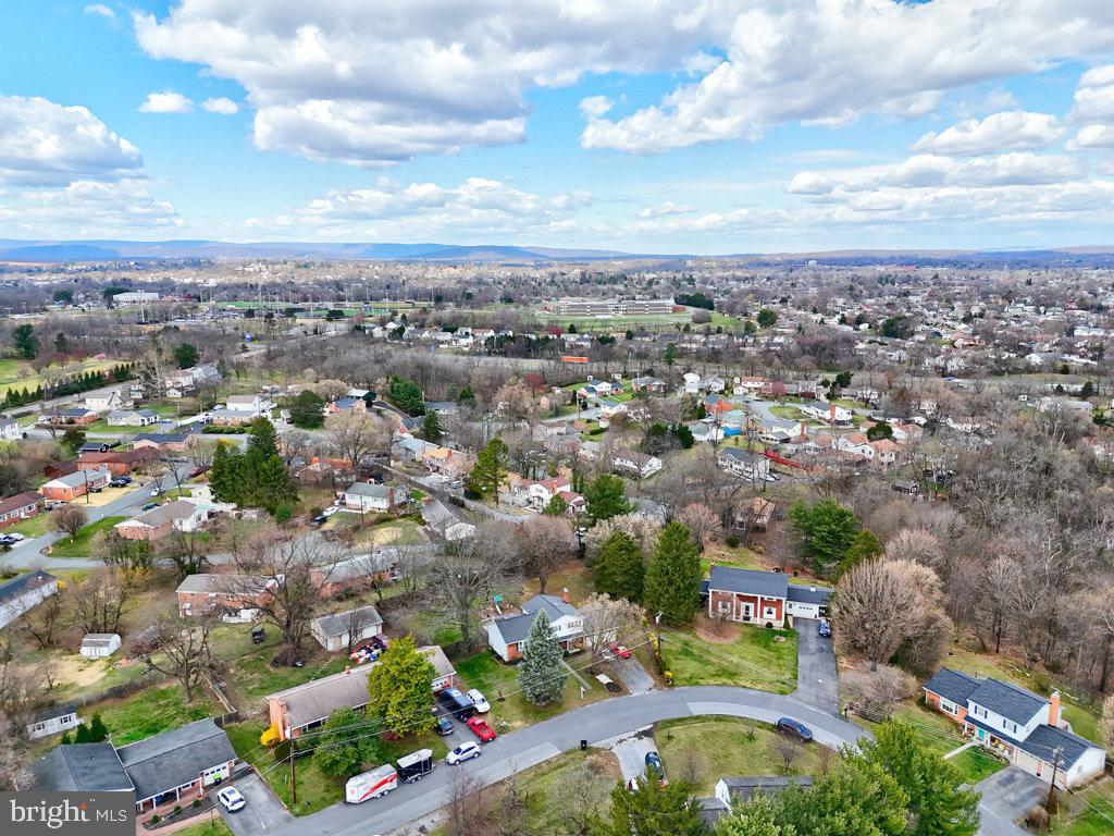 128 Country Club Cir