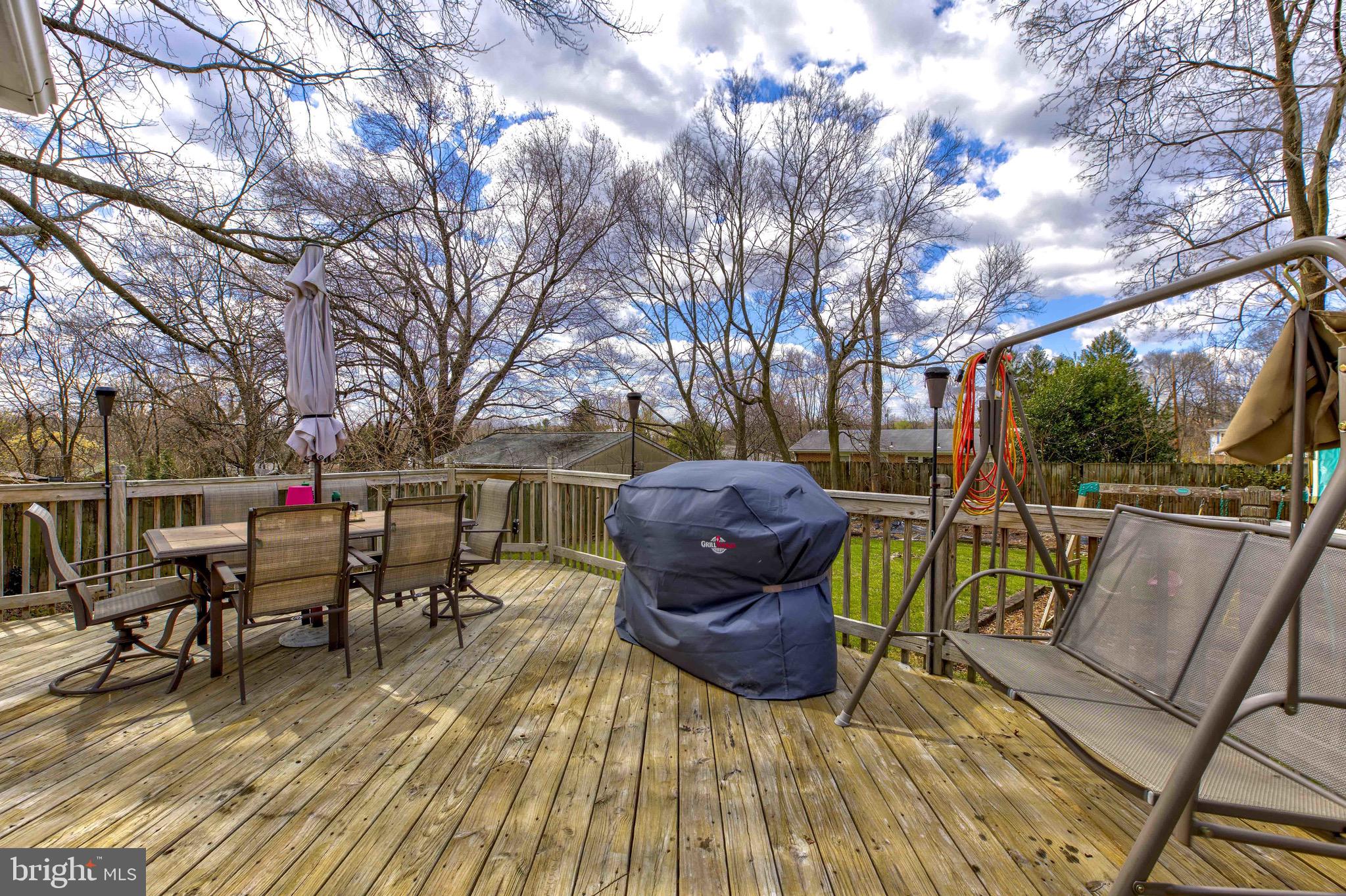 128 Country Club Cir