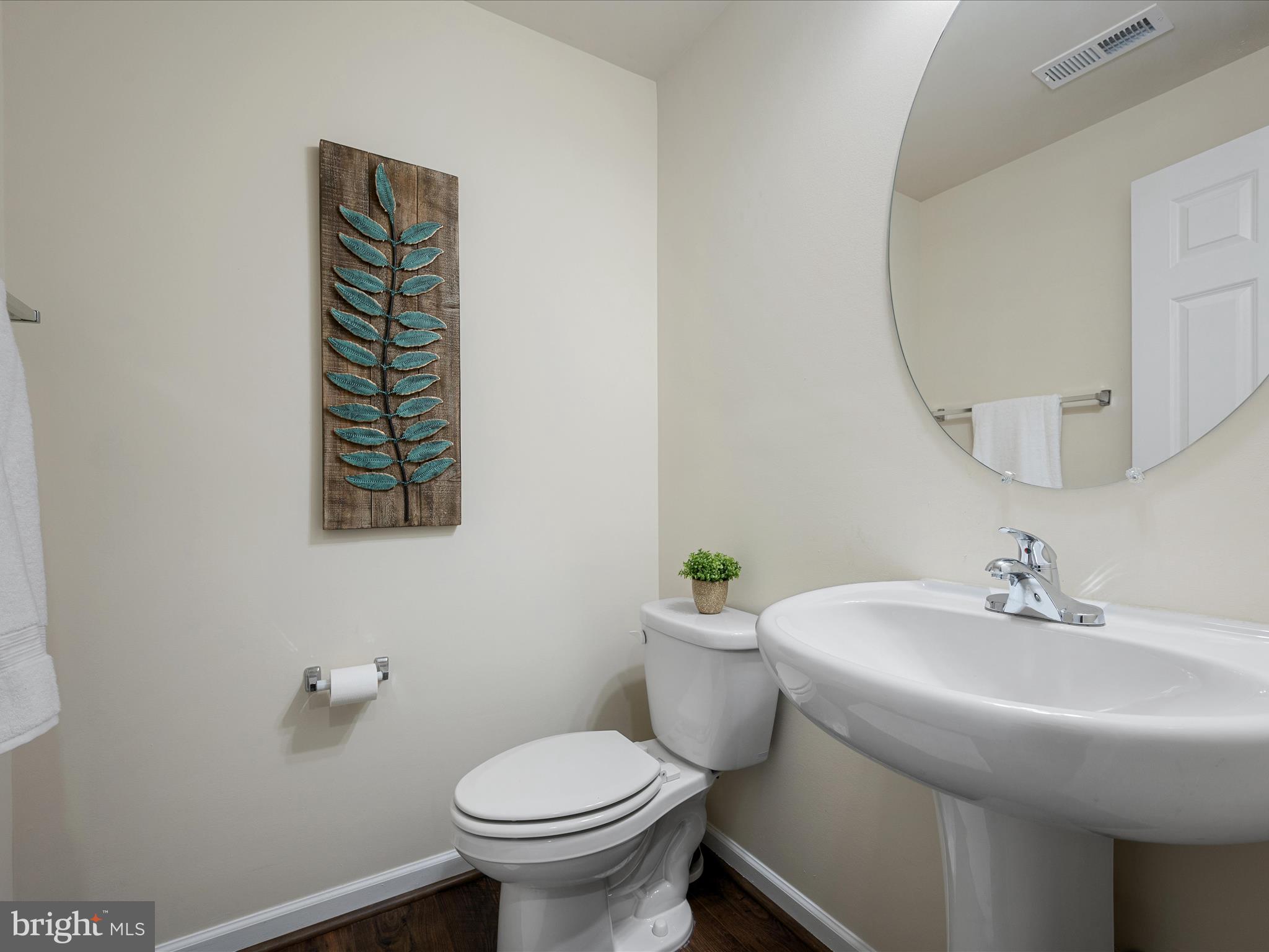 203 Starry Way Dr