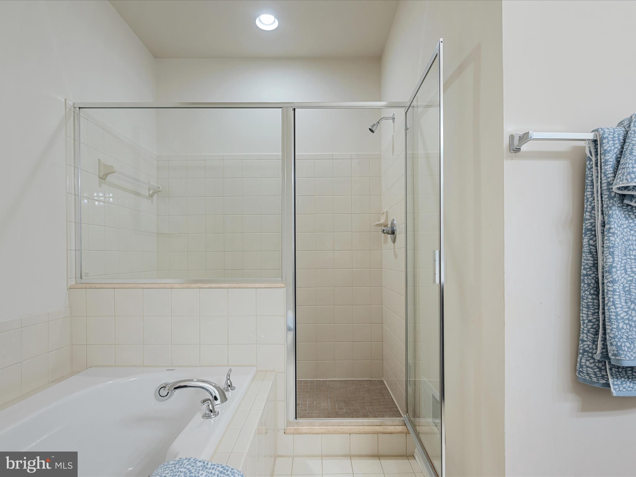 203 Starry Way Dr