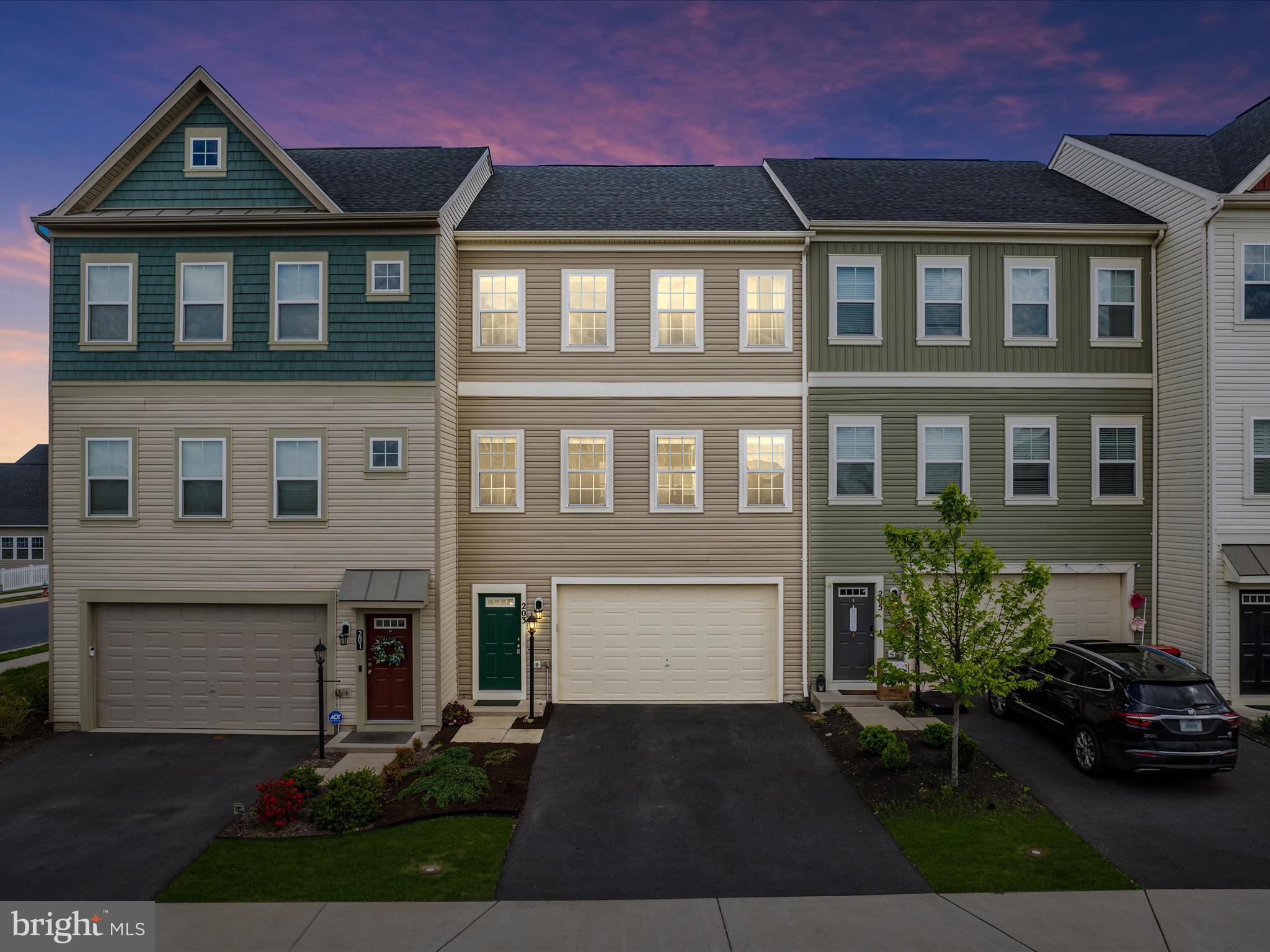 203 Starry Way Dr