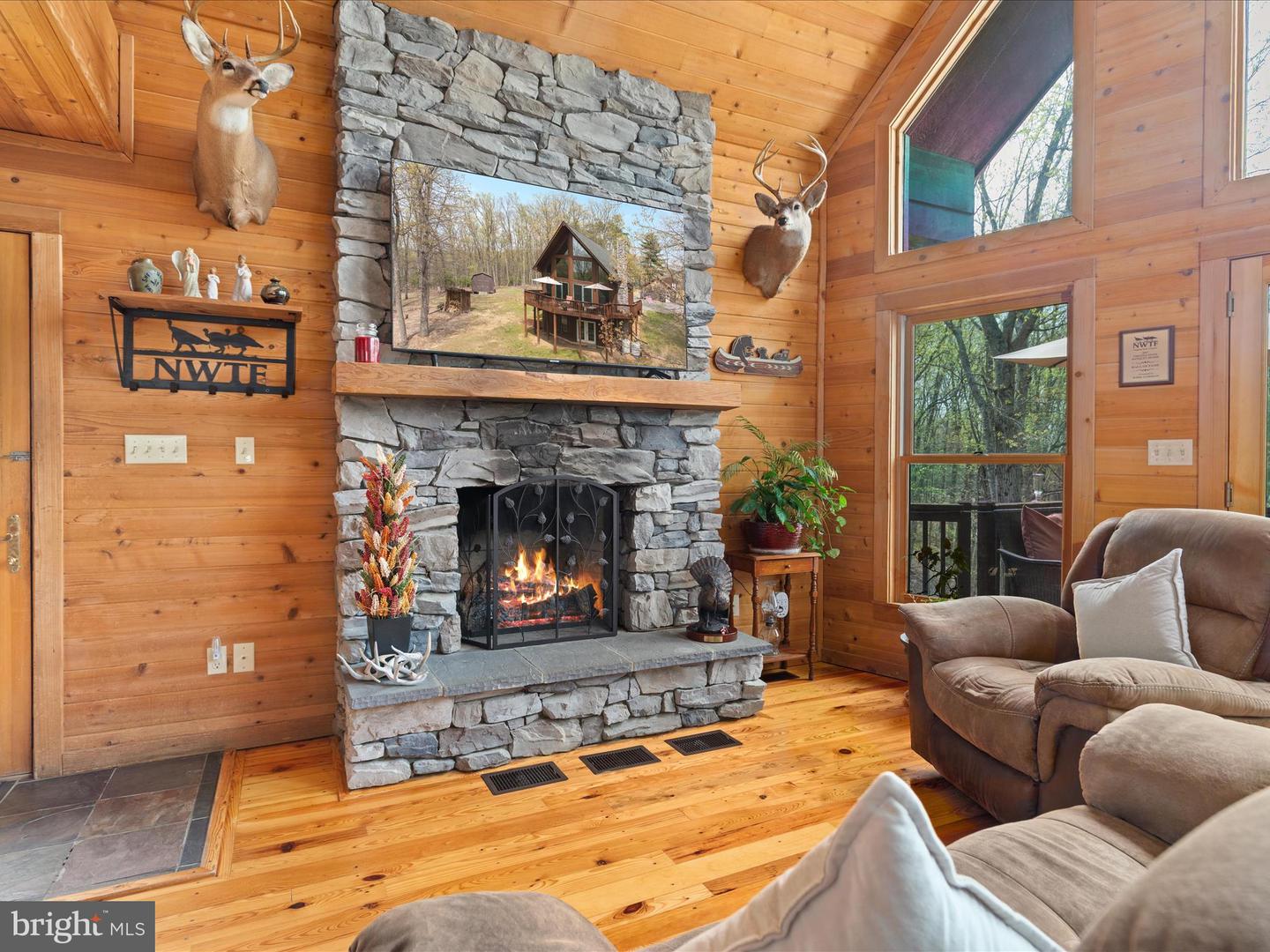 251 Heather Hill Ln