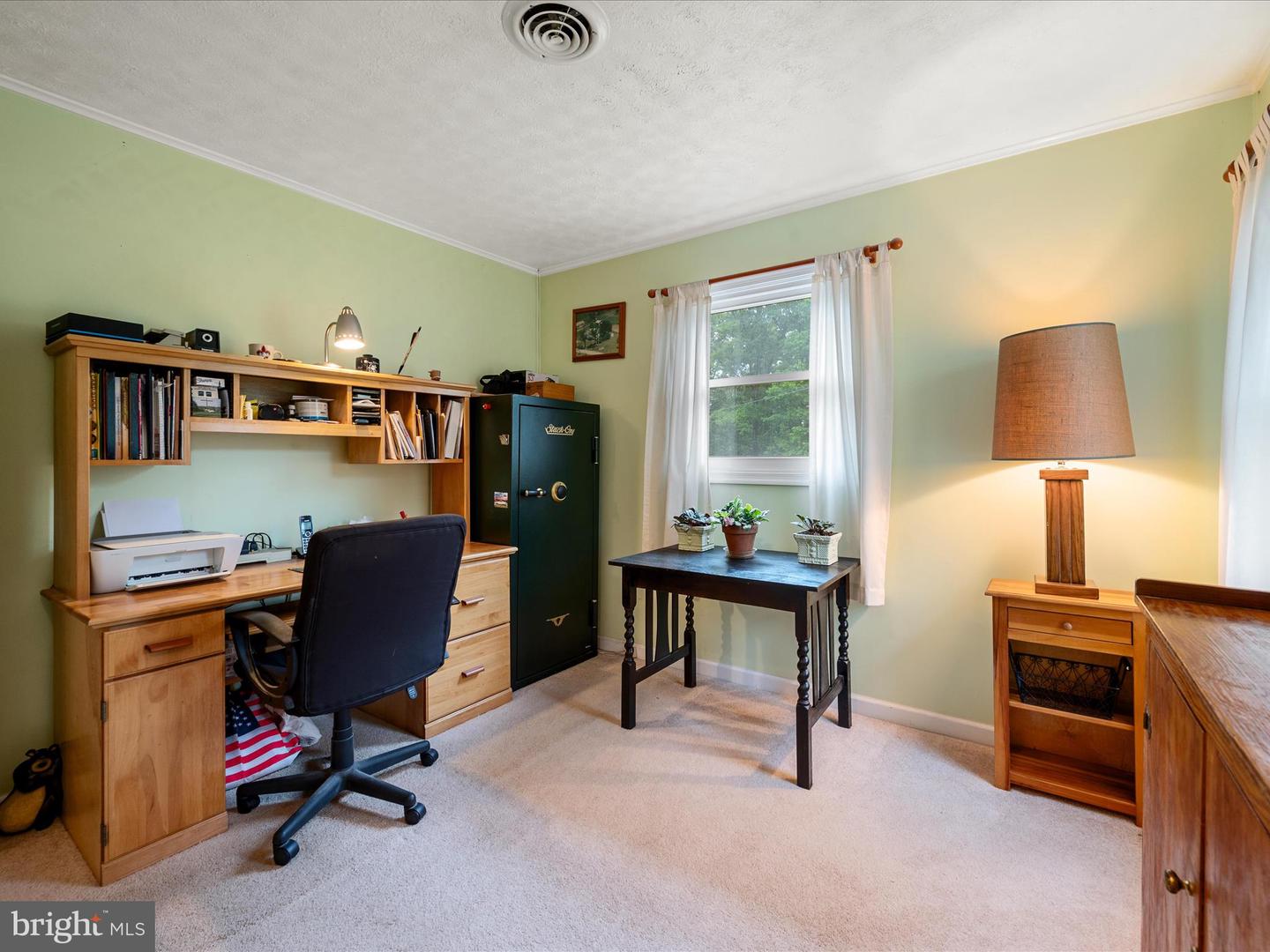 281 Light Rd
