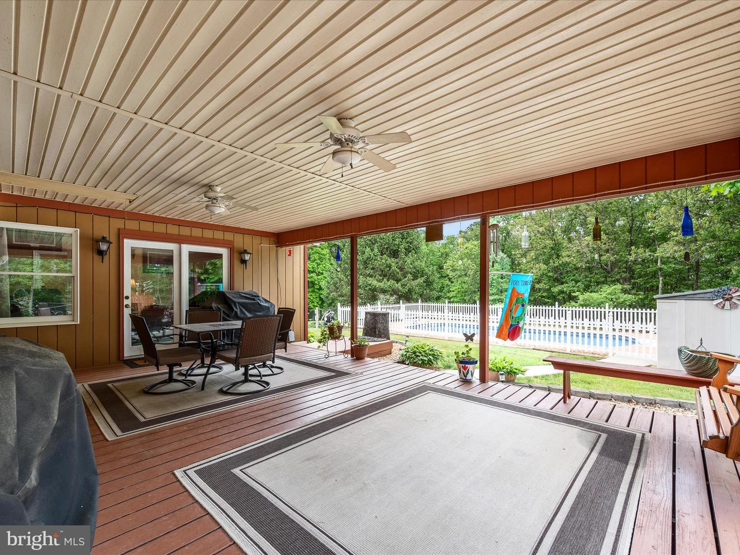 281 Light Rd