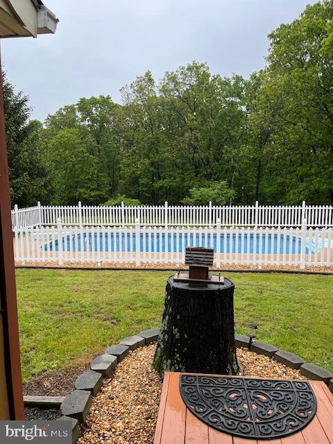 281 Light Rd