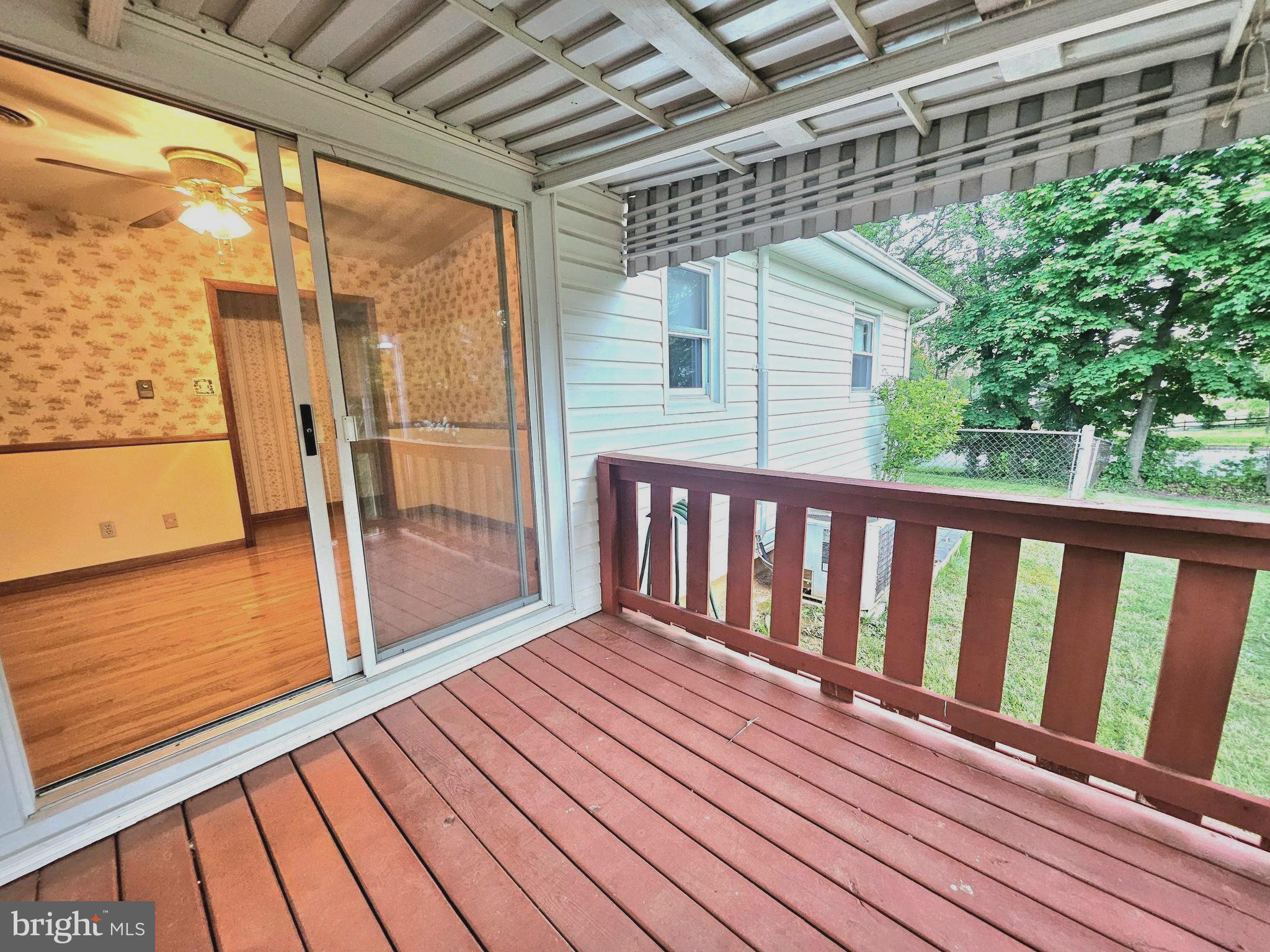 671 Fox Dr
