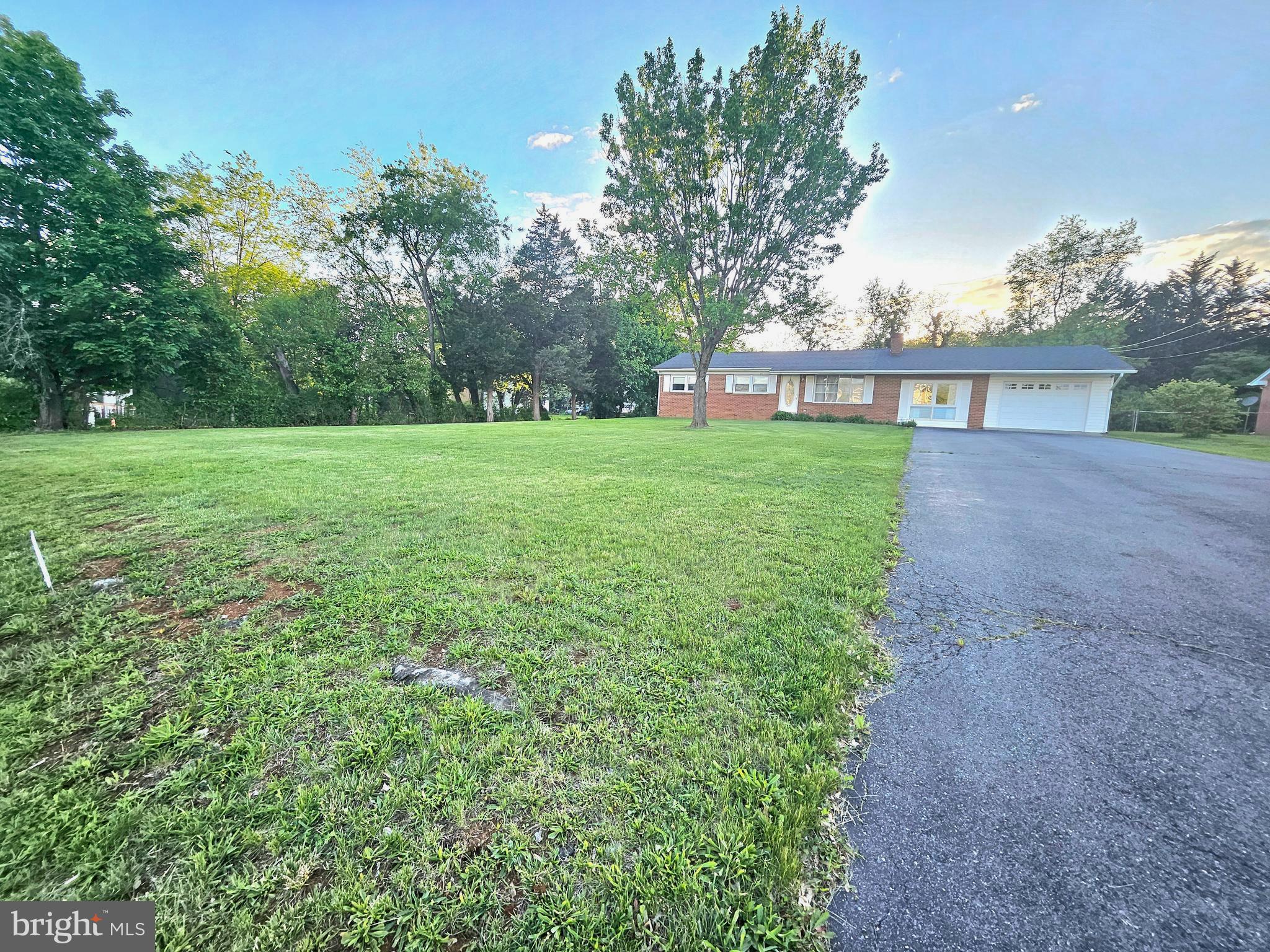 671 Fox Dr