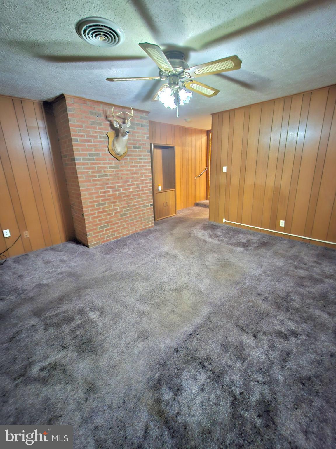 671 Fox Dr