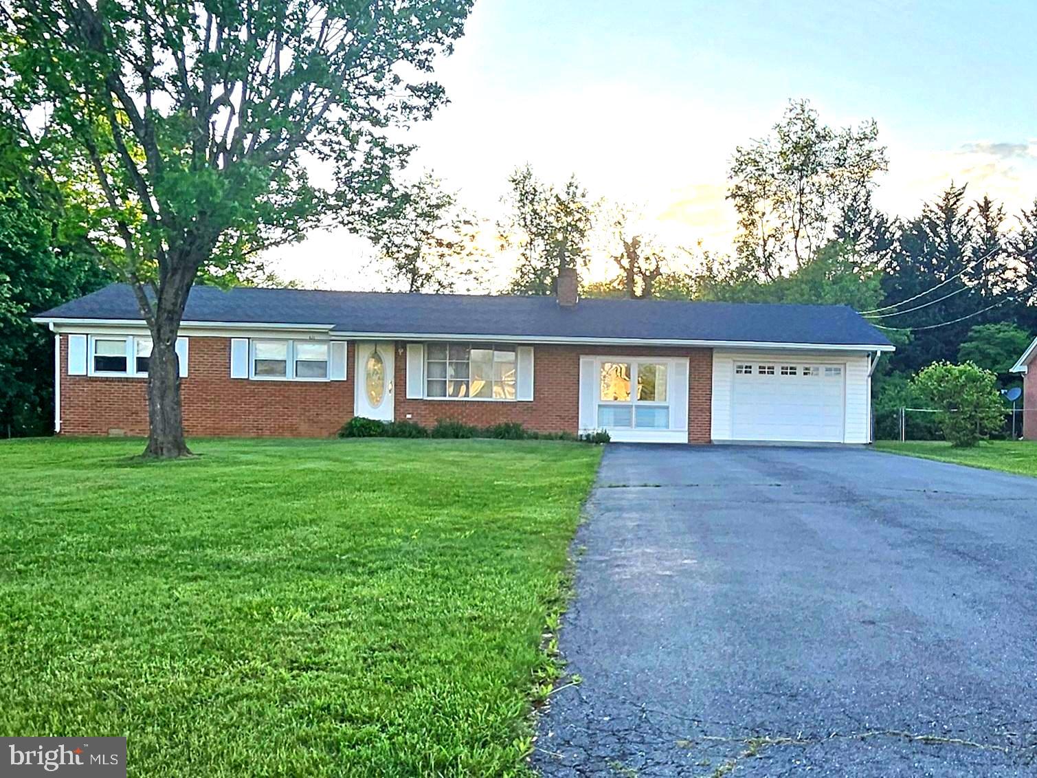 671 Fox Dr