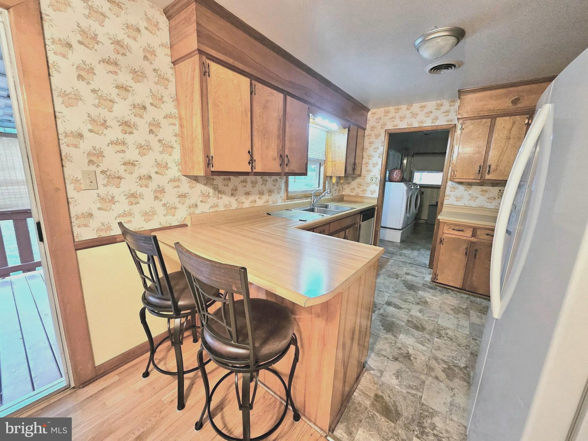 671 Fox Dr
