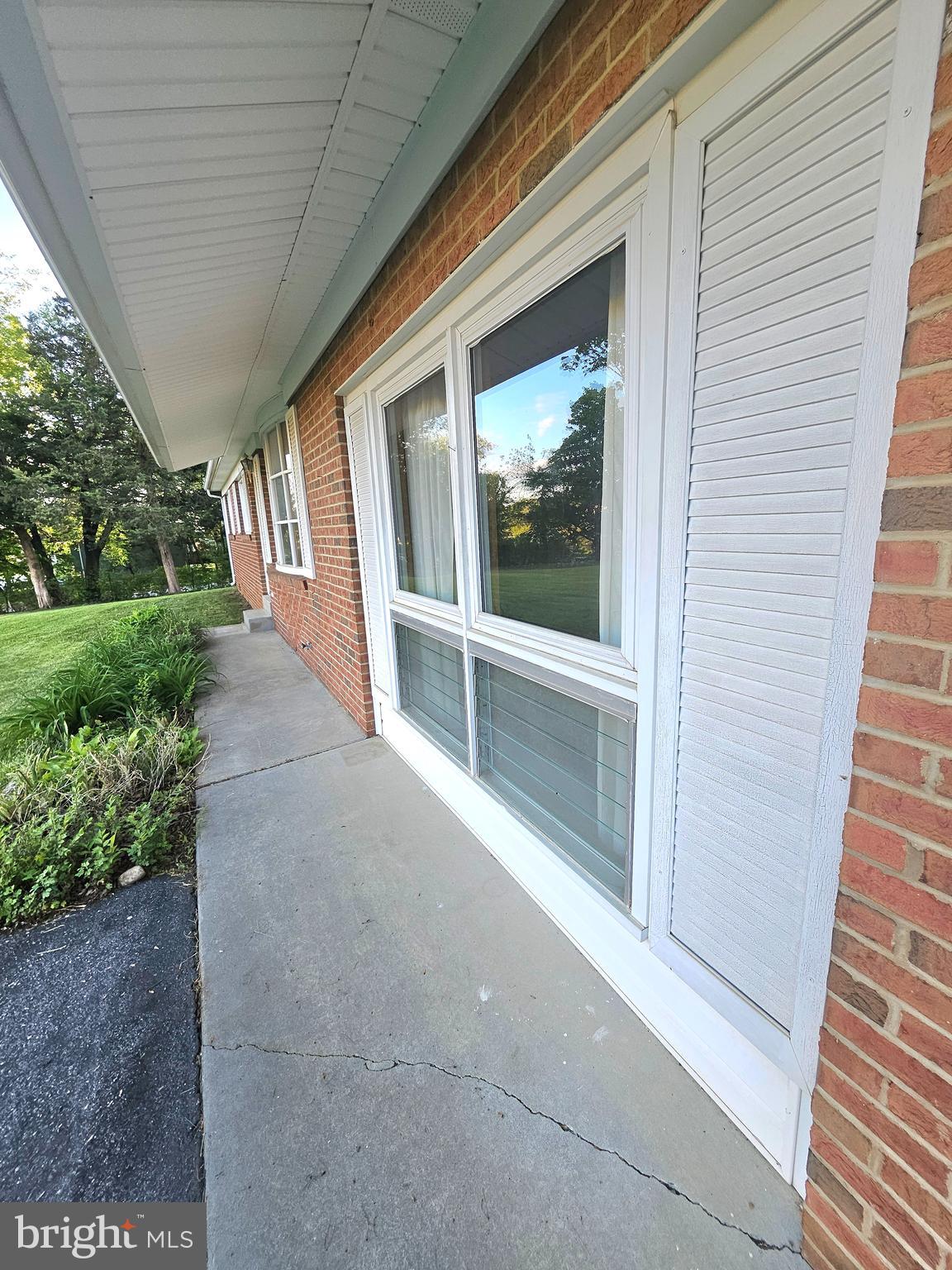 671 Fox Dr