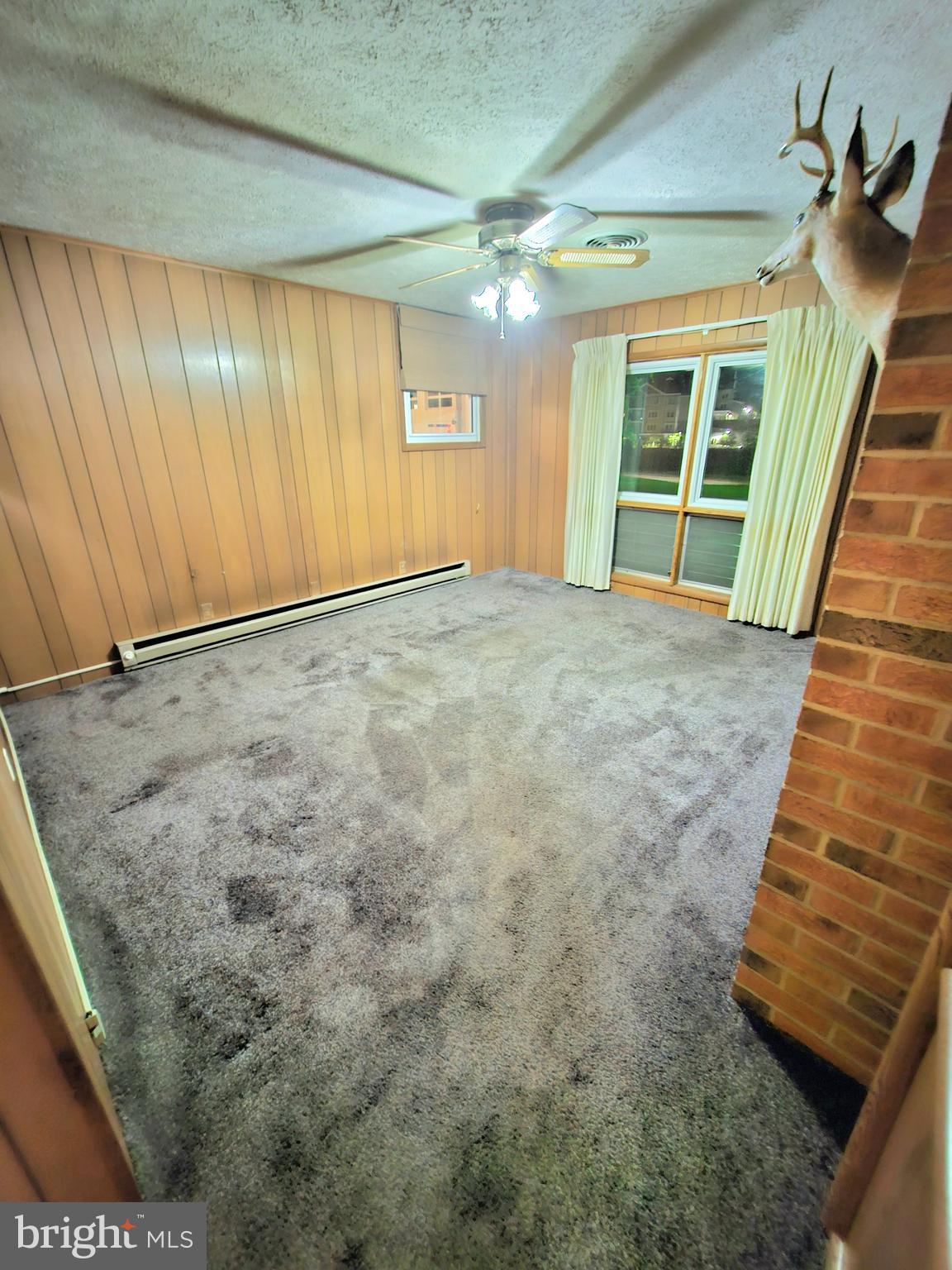 671 Fox Dr