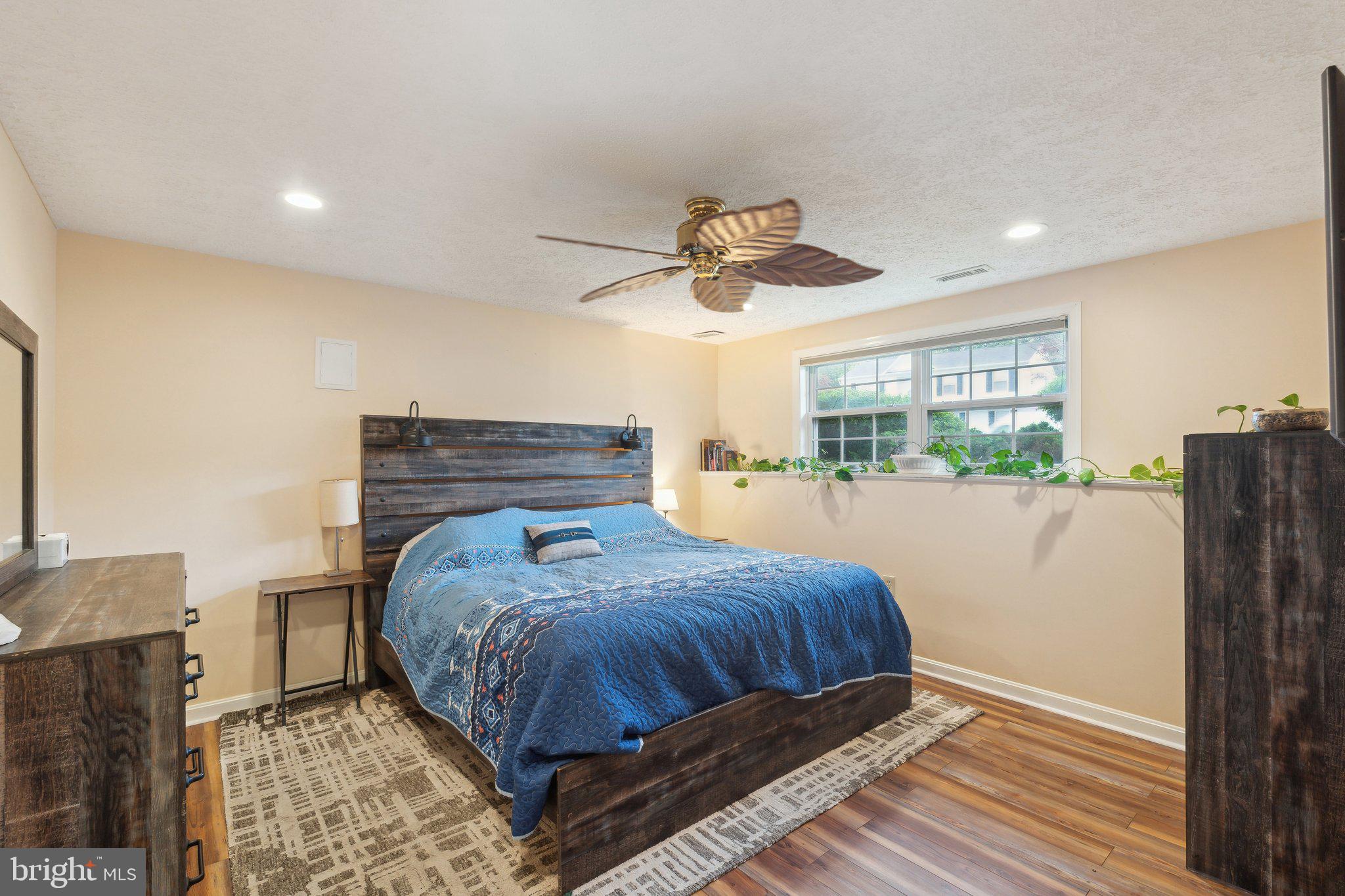 119 Hill Valley Dr