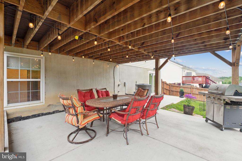 119 Hill Valley Dr