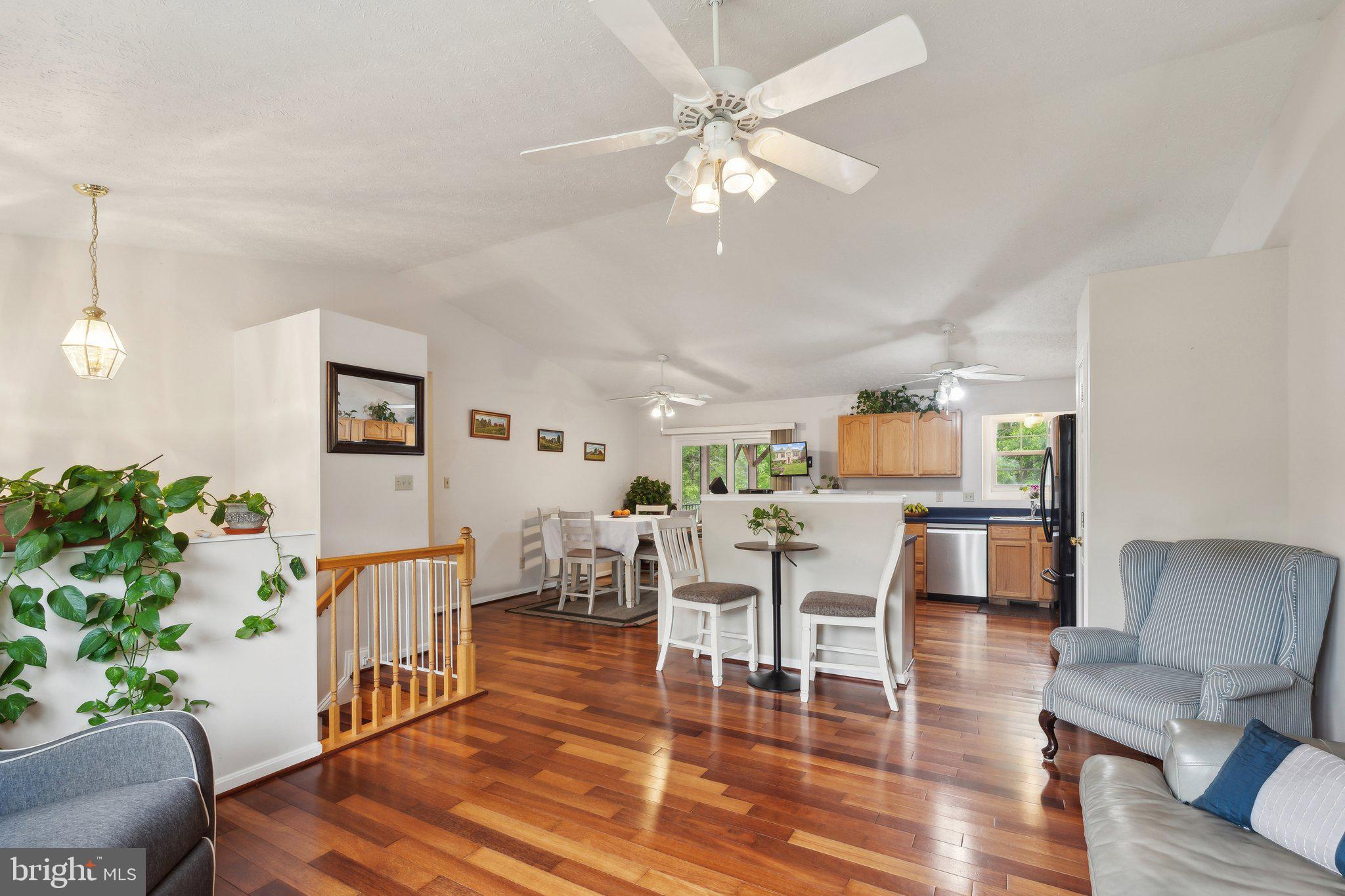 119 Hill Valley Dr