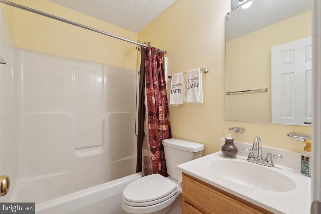 119 Hill Valley Dr