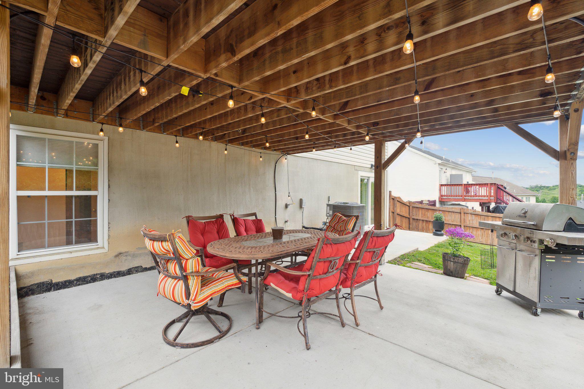 119 Hill Valley Dr