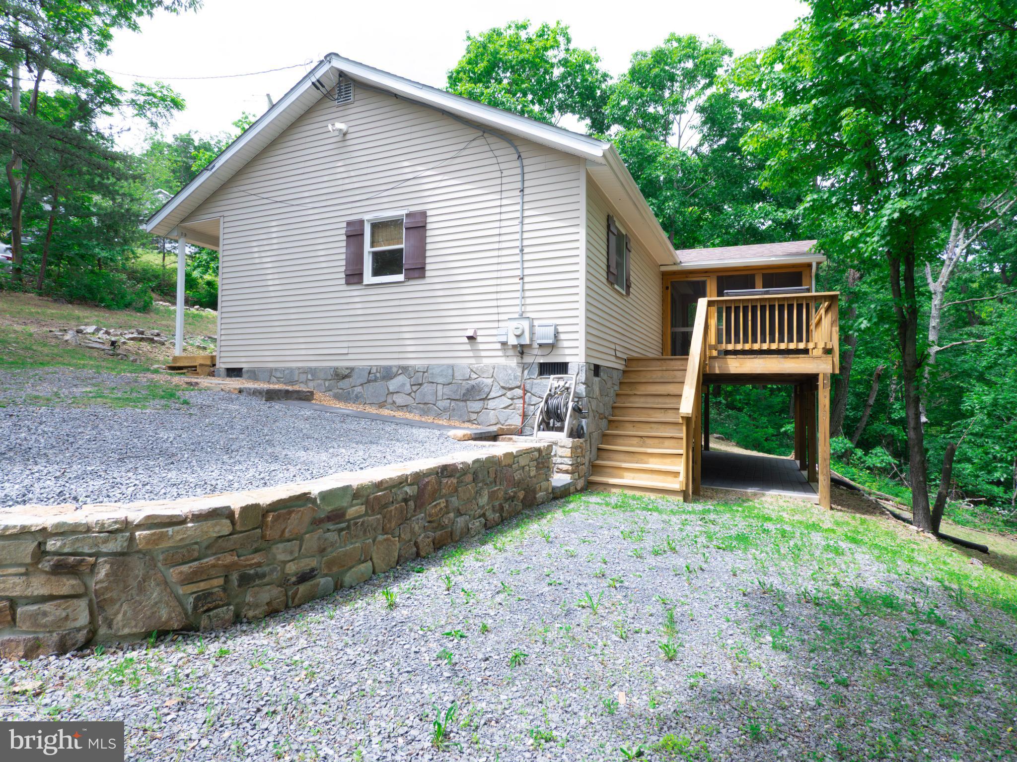 1502 TOMAHAWK TRAIL