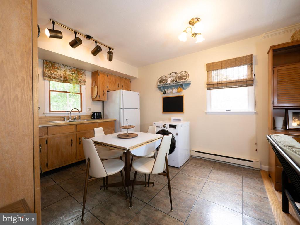 1502 TOMAHAWK TRAIL