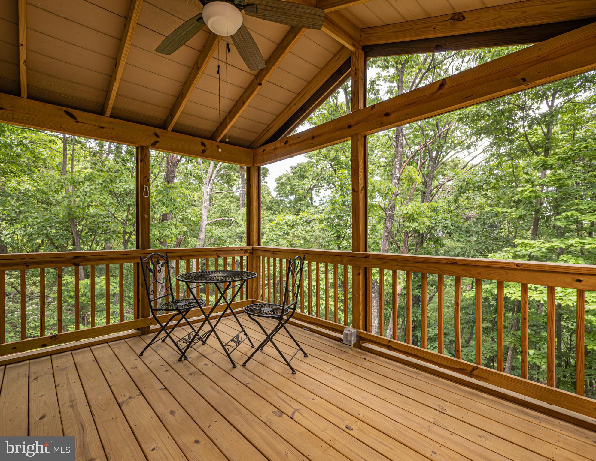 1502 TOMAHAWK TRAIL