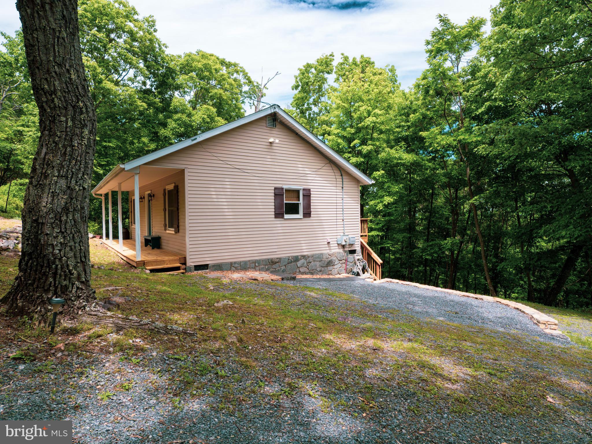 1502 TOMAHAWK TRAIL
