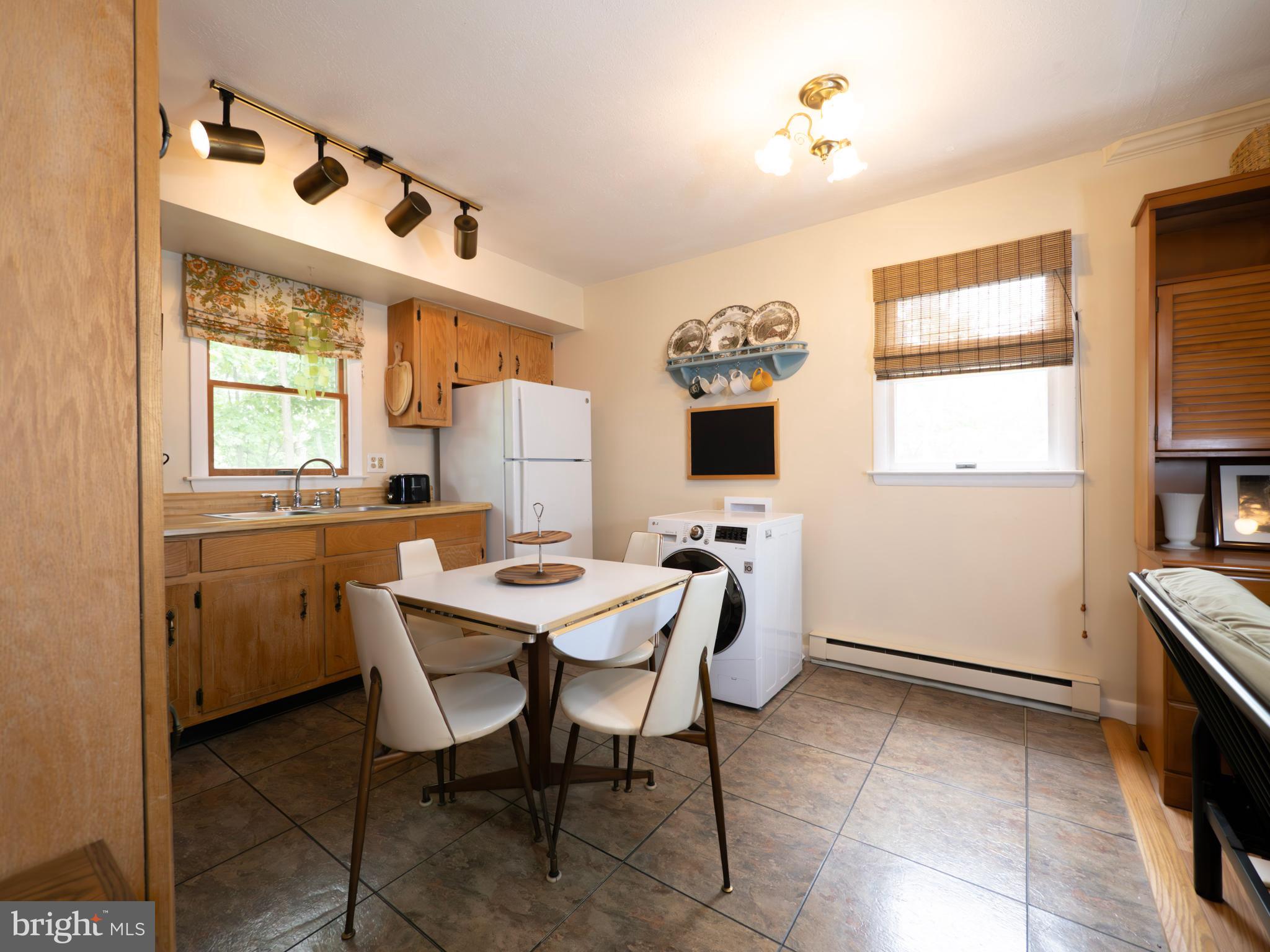 1502 TOMAHAWK TRAIL