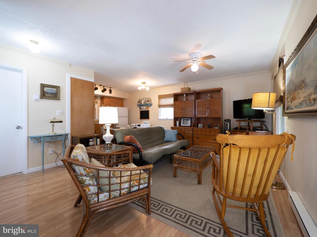 1502 TOMAHAWK TRAIL