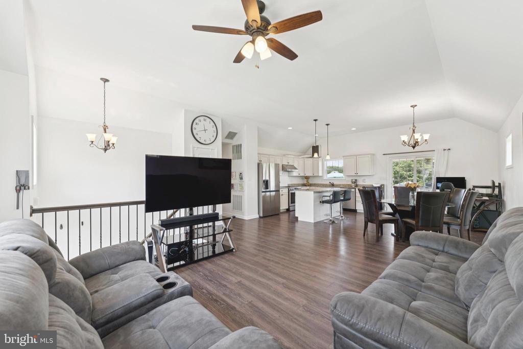 103 Santa Maria Dr