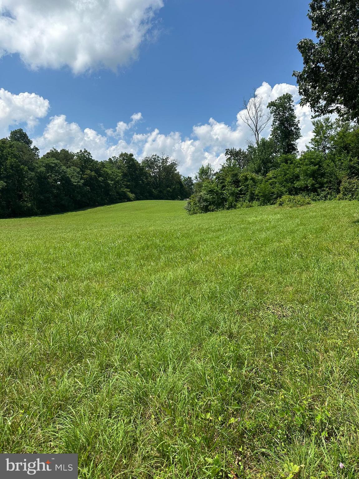 Lot B 4661 Middle Road