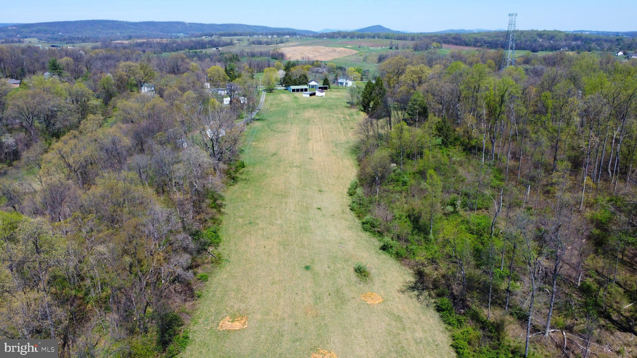 Lot B 4661 Middle Road